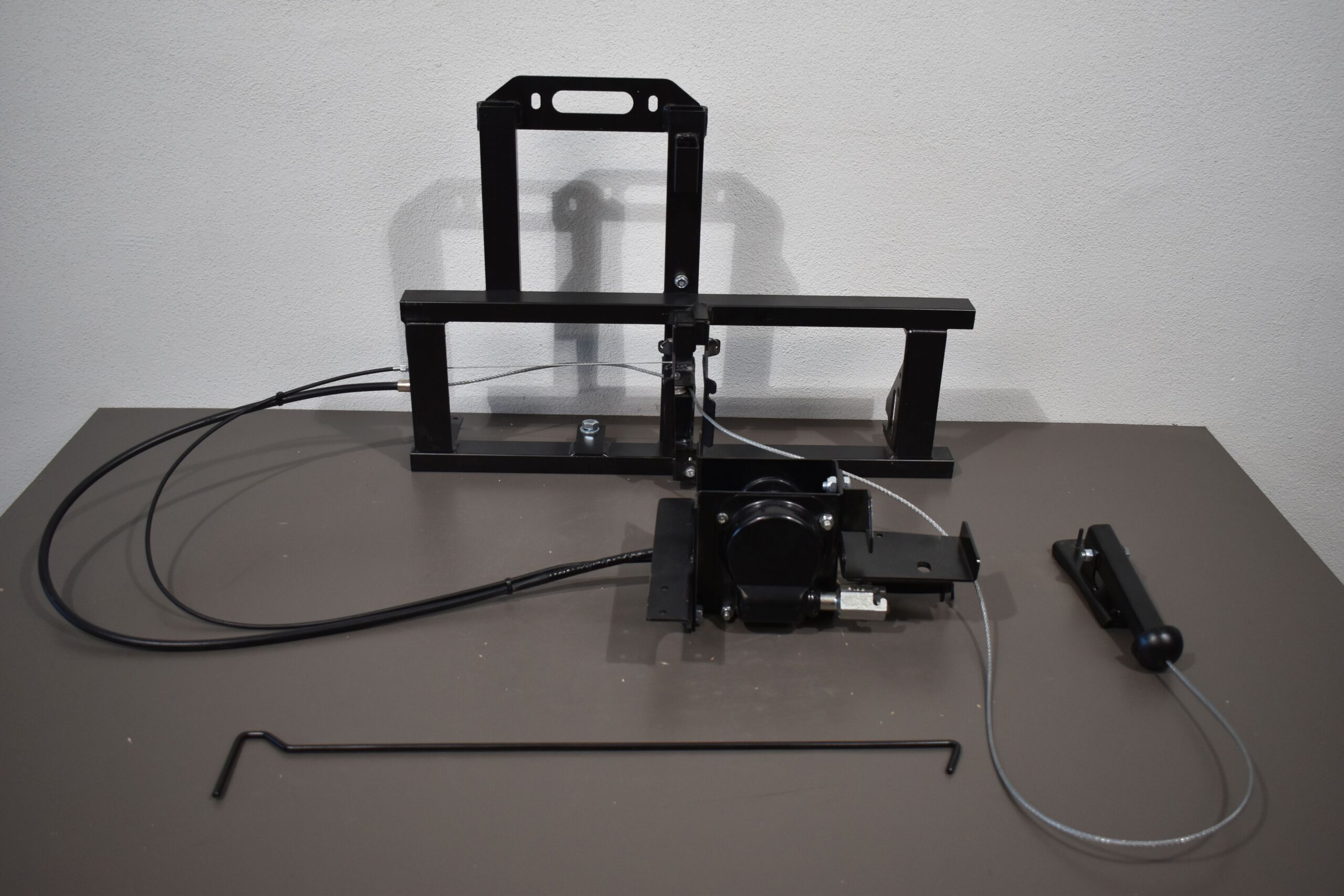 Reserverad Halterung mit Seilzug – Bild 2