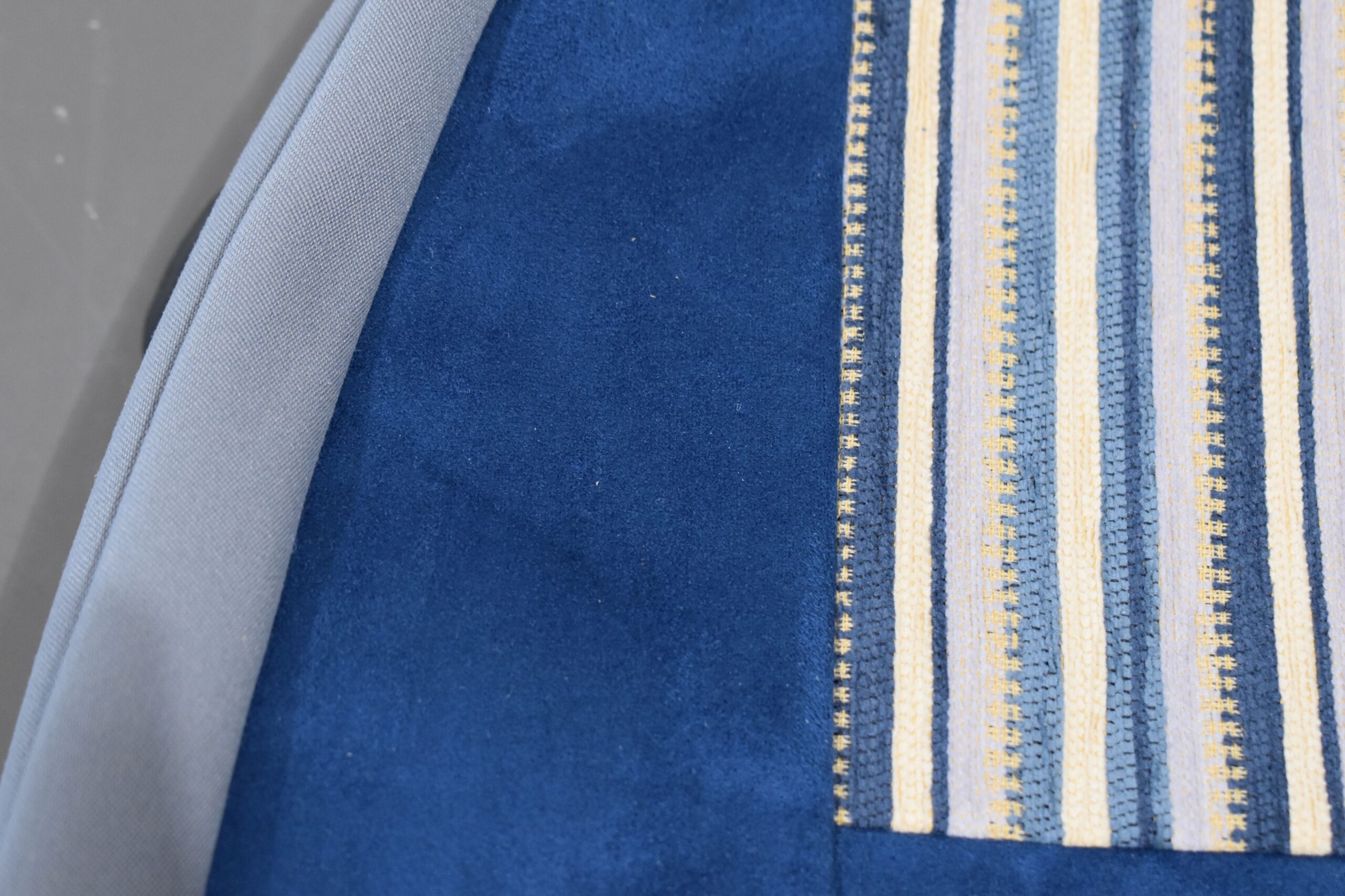 Sitzbezug Satz Fahrerhaus rechts / links; ,,Lagano" – Bild 8