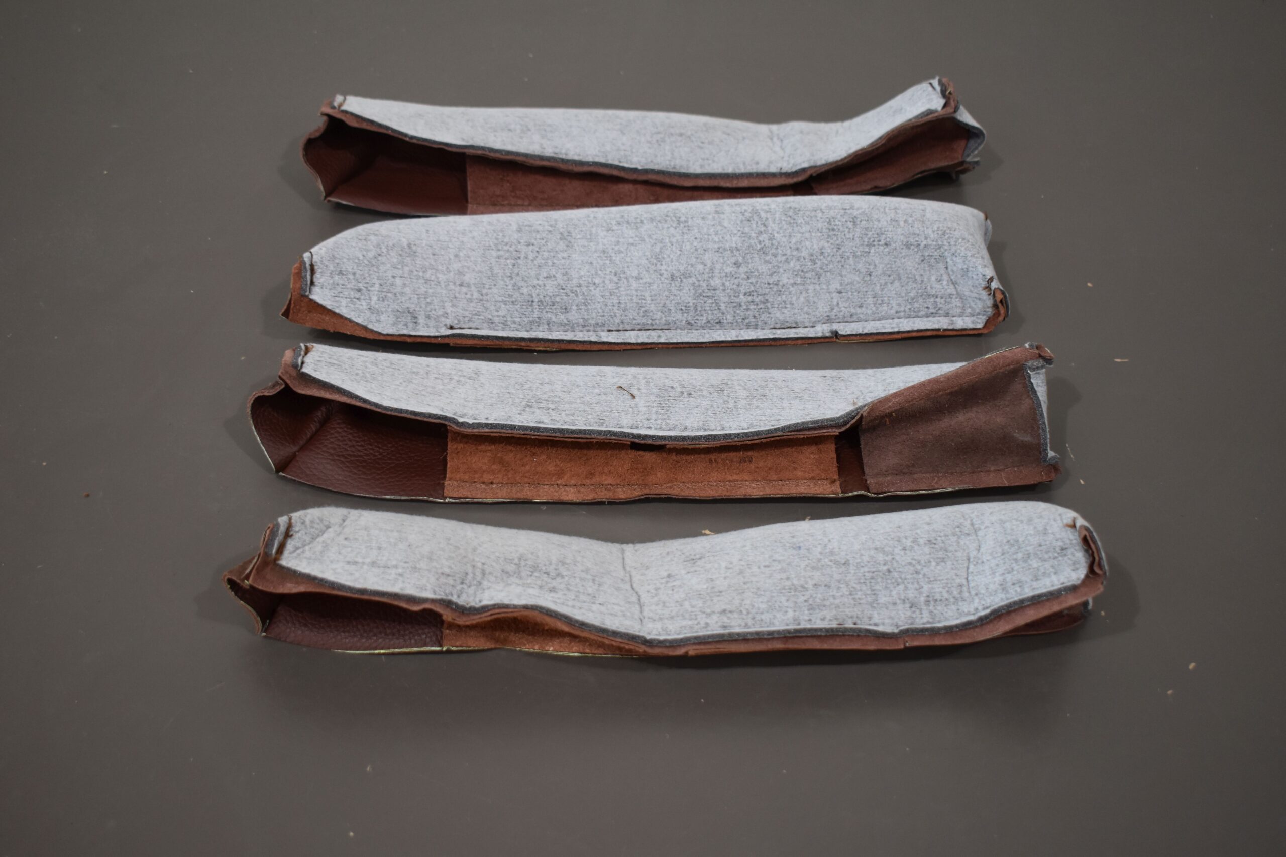 4 teilige Armlehnen Bezug FS / BFS Flair; braun – Bild 4