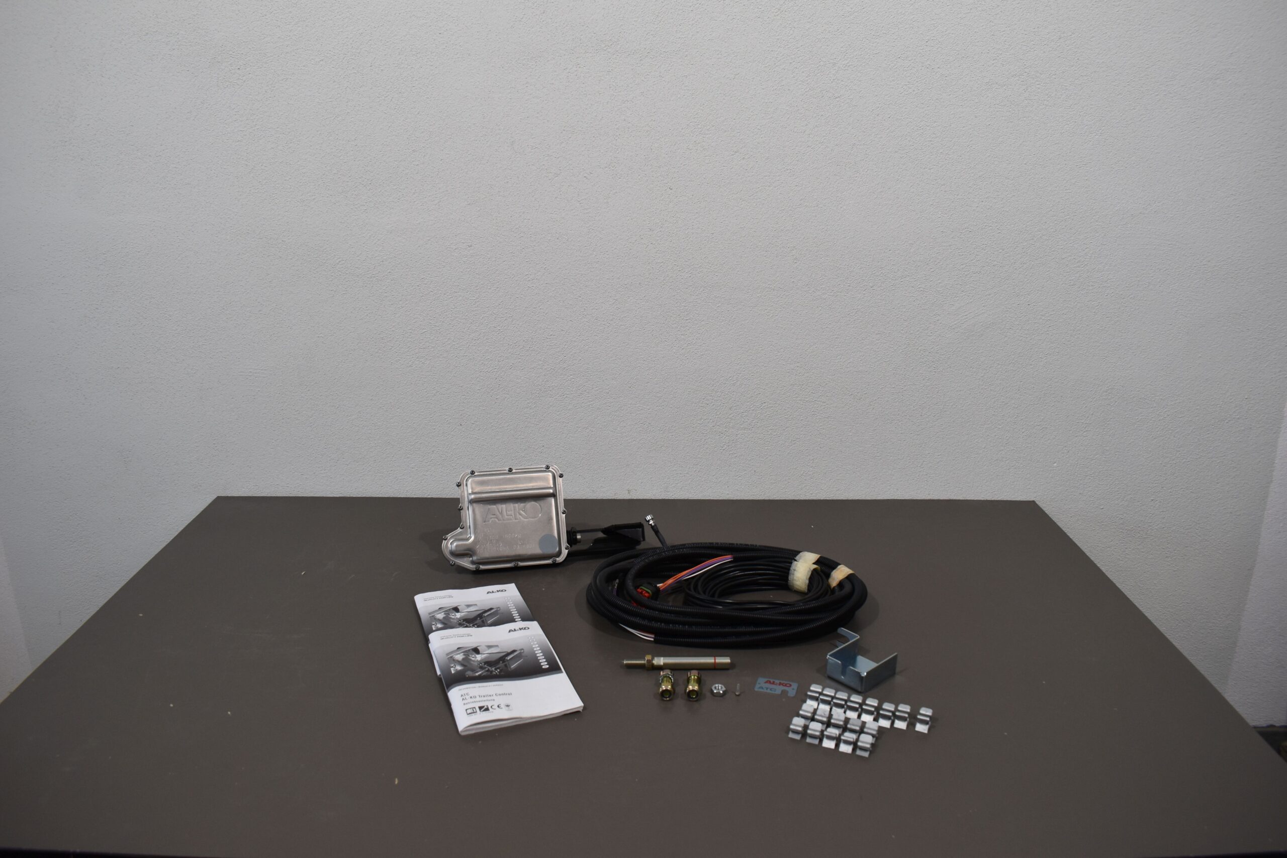 AL-KO ATC Trailer Control Elektronisches Notfallsystem für Anhänger 1300-1600 kg 1223161