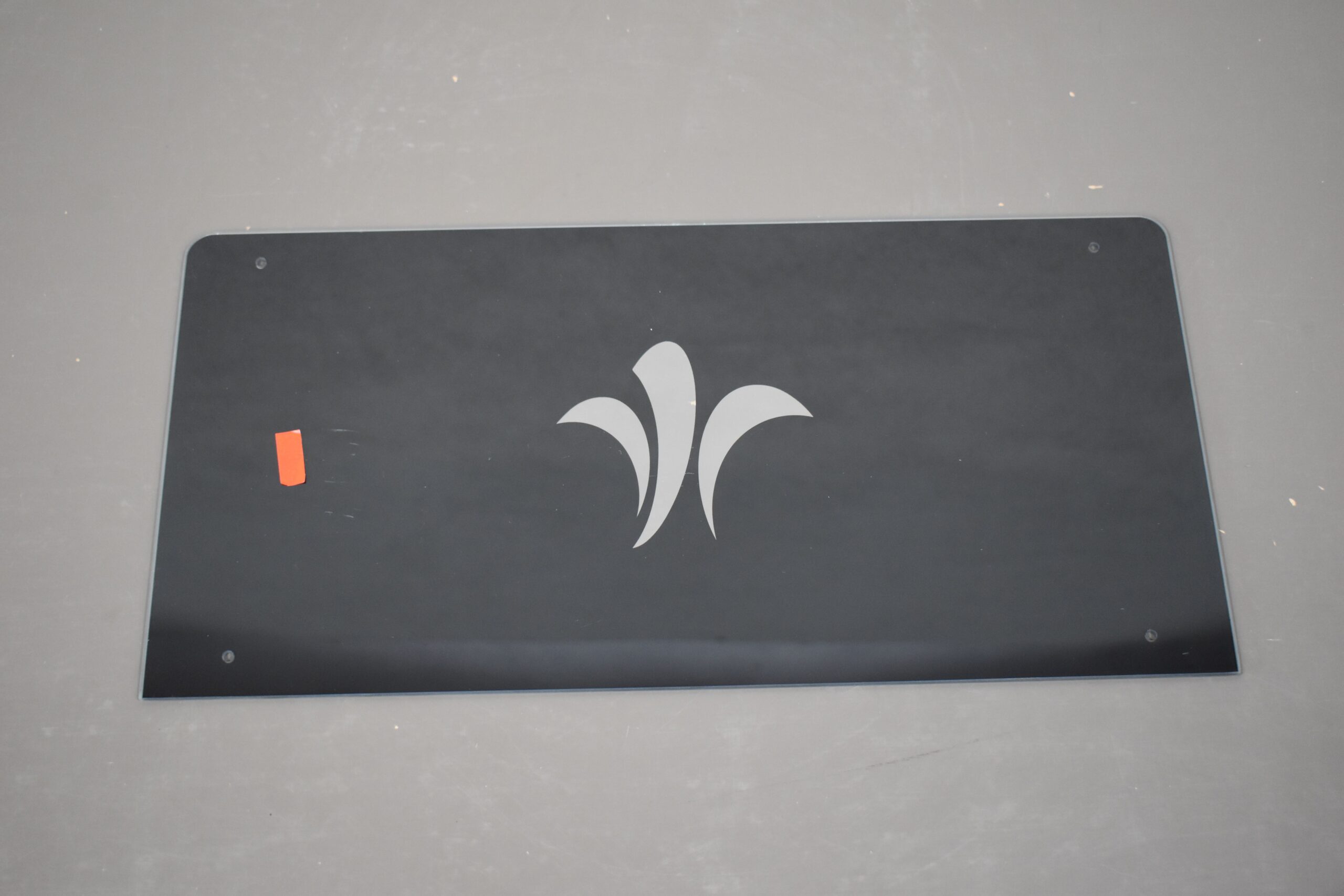 Niesmann und Bischoff Glas-Spritzschutz mit Lilie; schwarz: 250x505mm – Bild 5