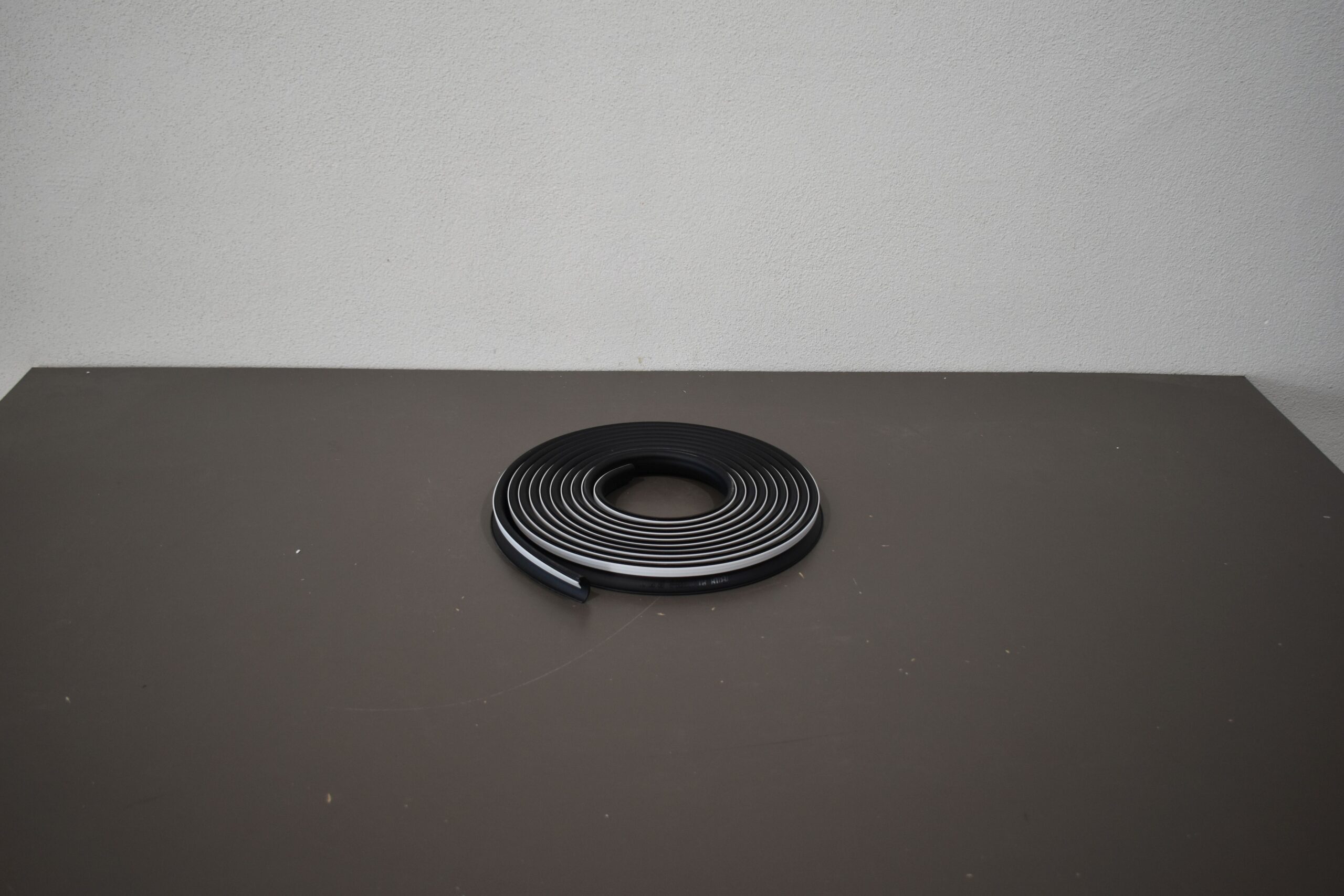 Mekuwa Poliplastic Gummiprofil für Ausstellfenster; 6m