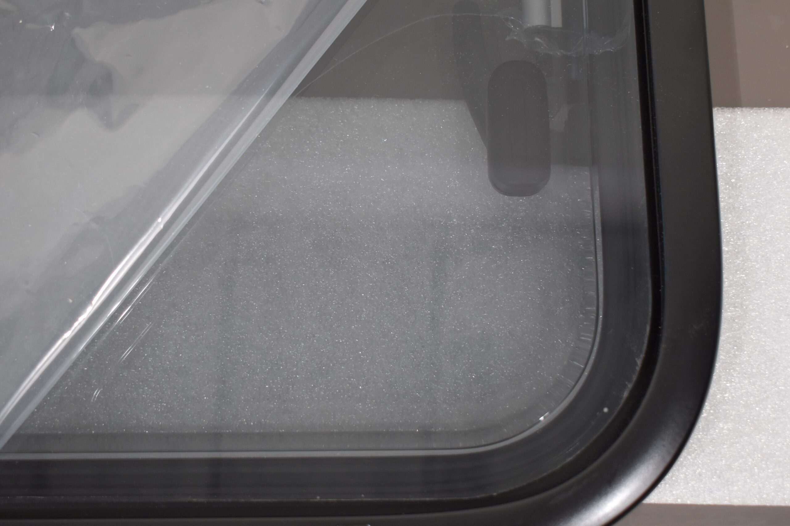 Dometic S7P Ausstellfenster 900x520mm – Bild 5