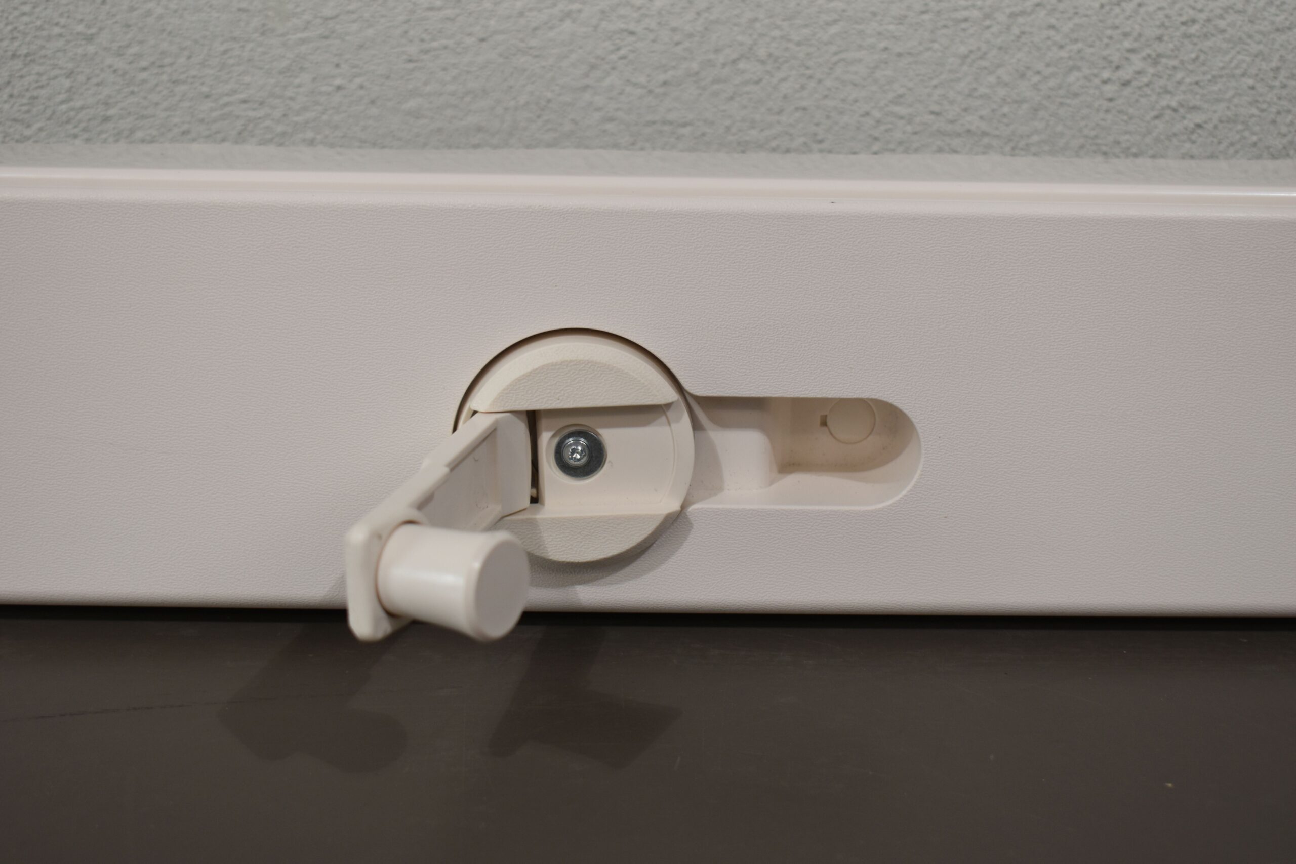 Dometic Midi Heki Innenrahmen für Dachhaube 700x500mm – Bild 5