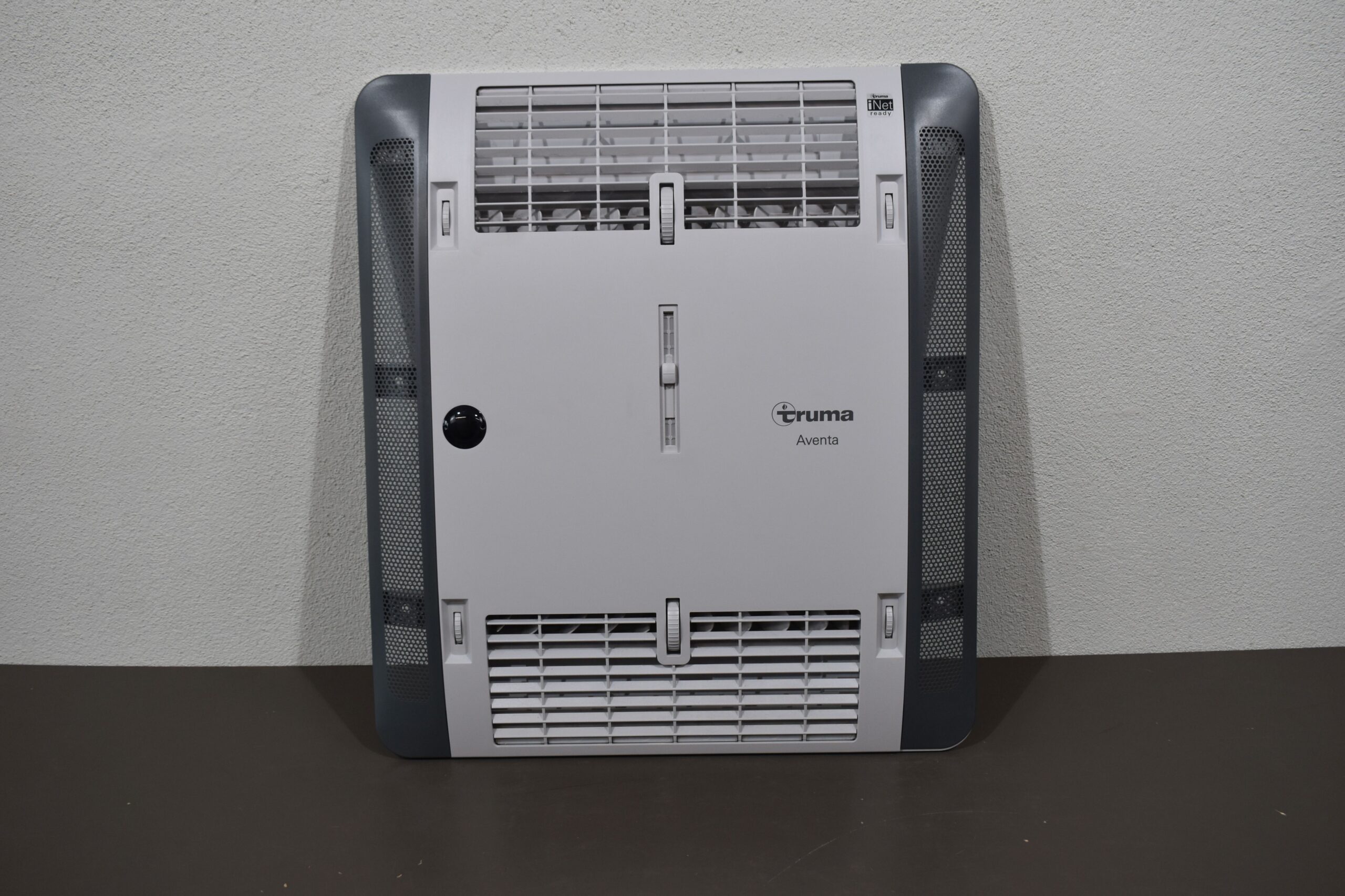 Truma Aventa Comfort Klimaanlage mit Luftverteiler – Bild 7