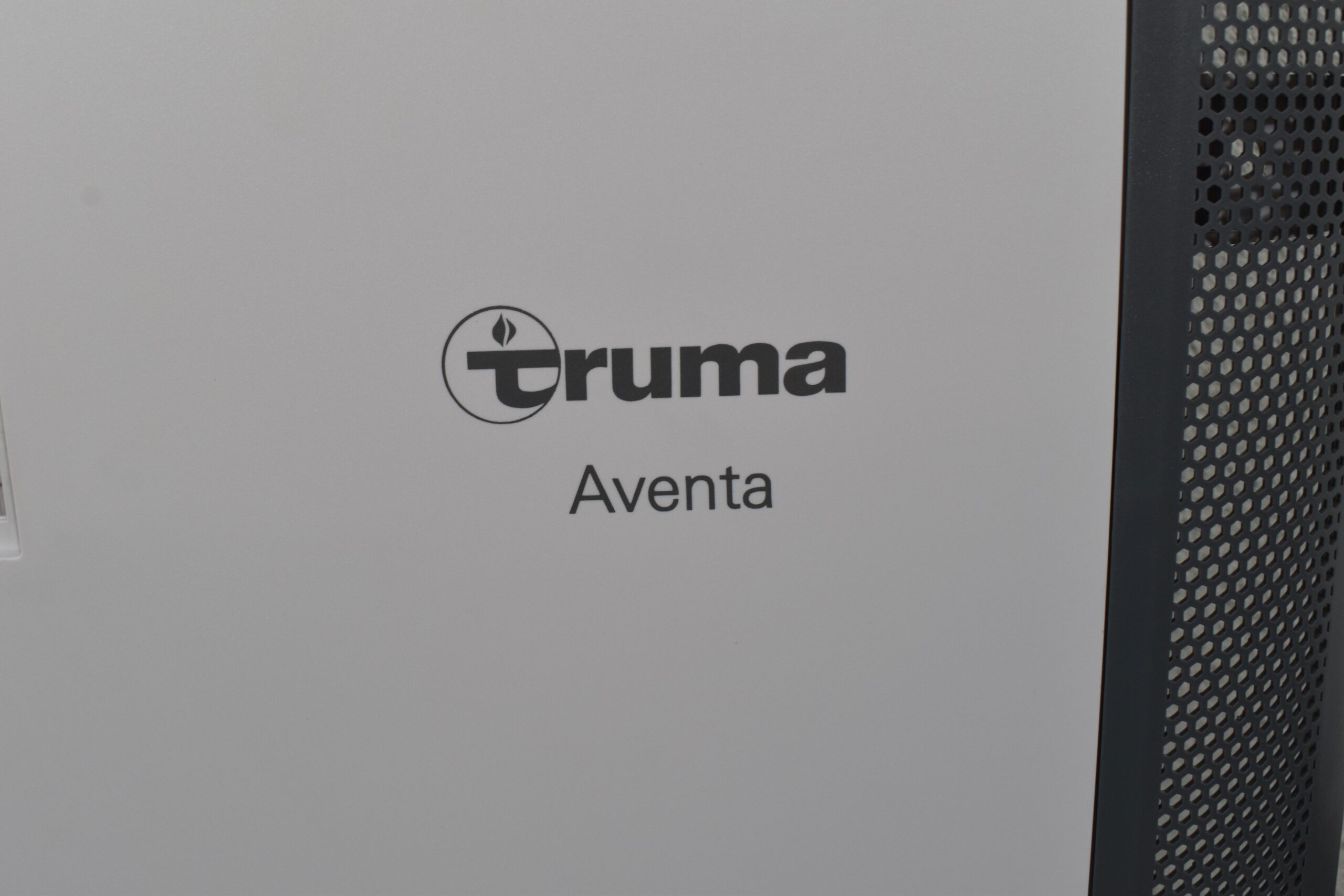 Truma Aventa Comfort Klimaanlage mit Luftverteiler – Bild 10