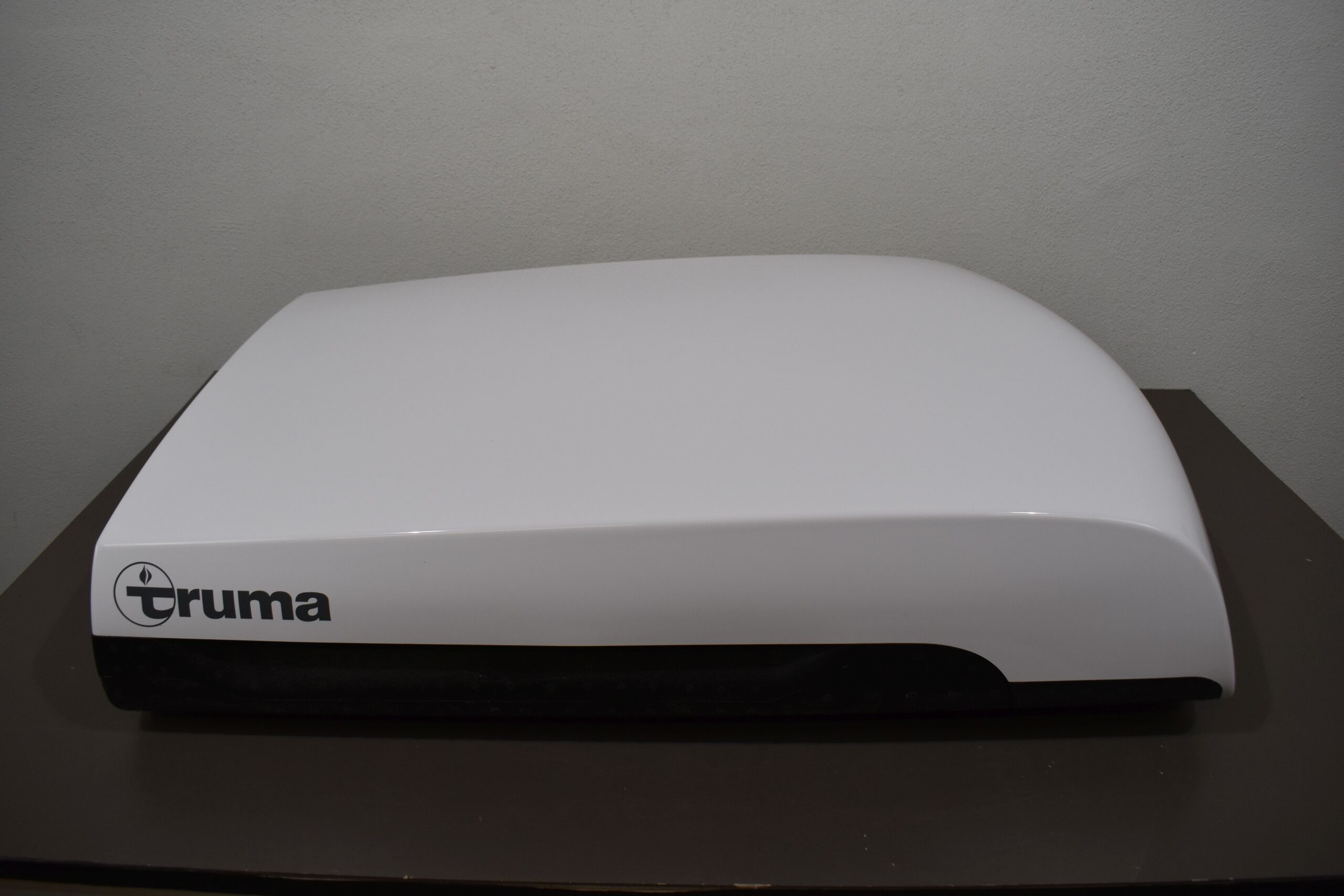 Truma Aventa Comfort Klimaanlage mit Luftverteiler – Bild 2