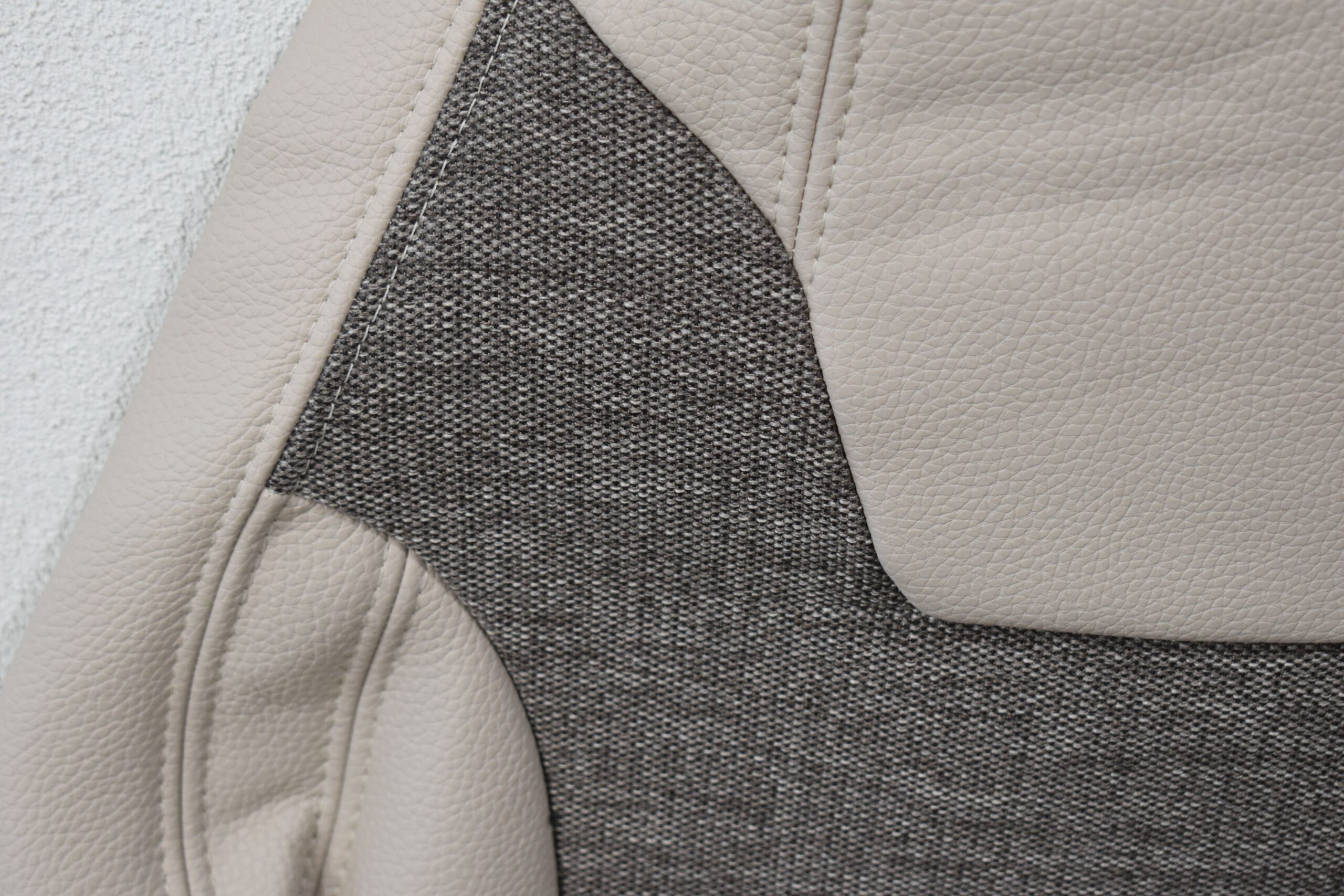 Karmann Mobil Sitzbezug-Set; Fahrer- / Beifahrersitz – Bild 4