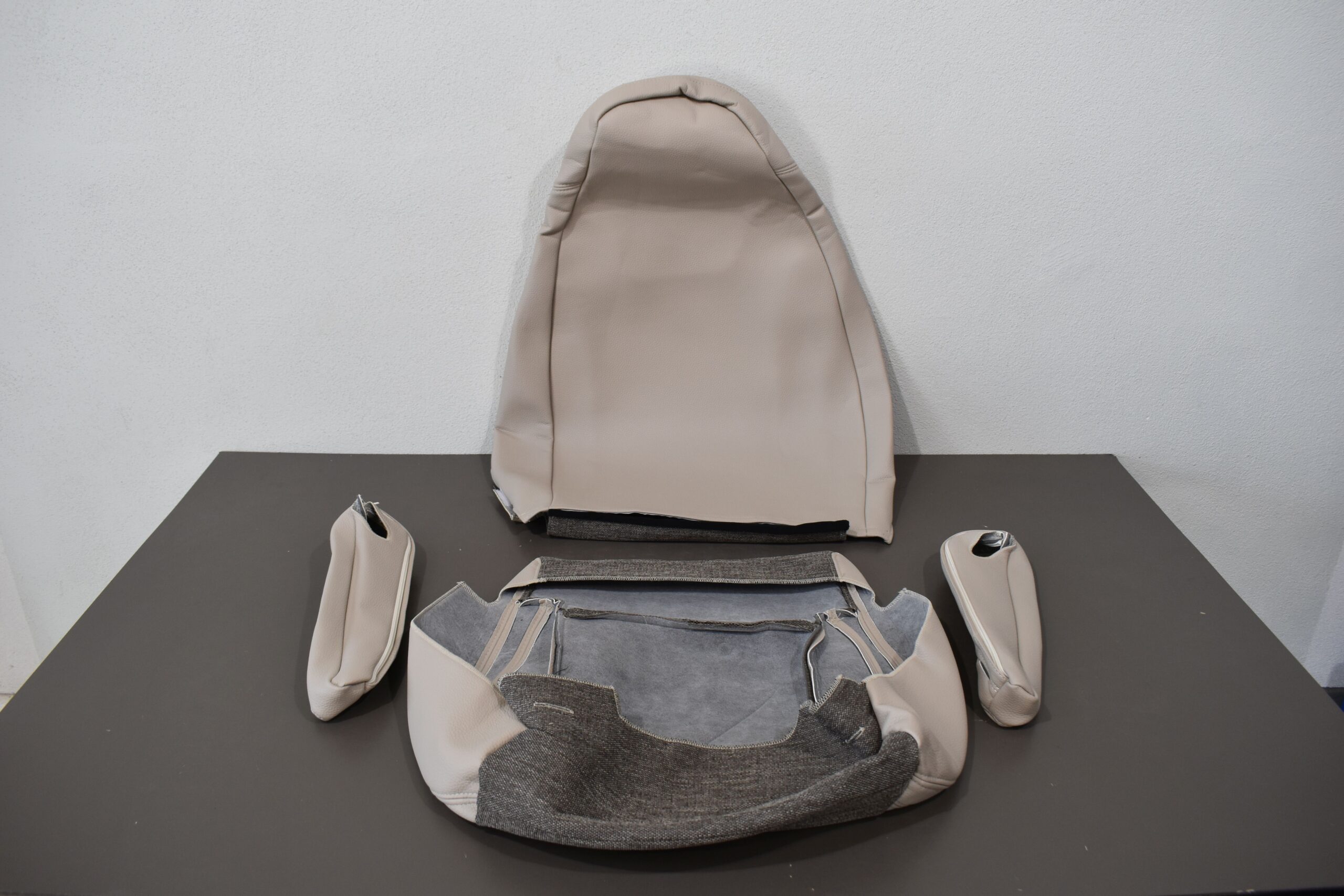 Karmann Mobil Sitzbezug-Set; Fahrer- / Beifahrersitz – Bild 7