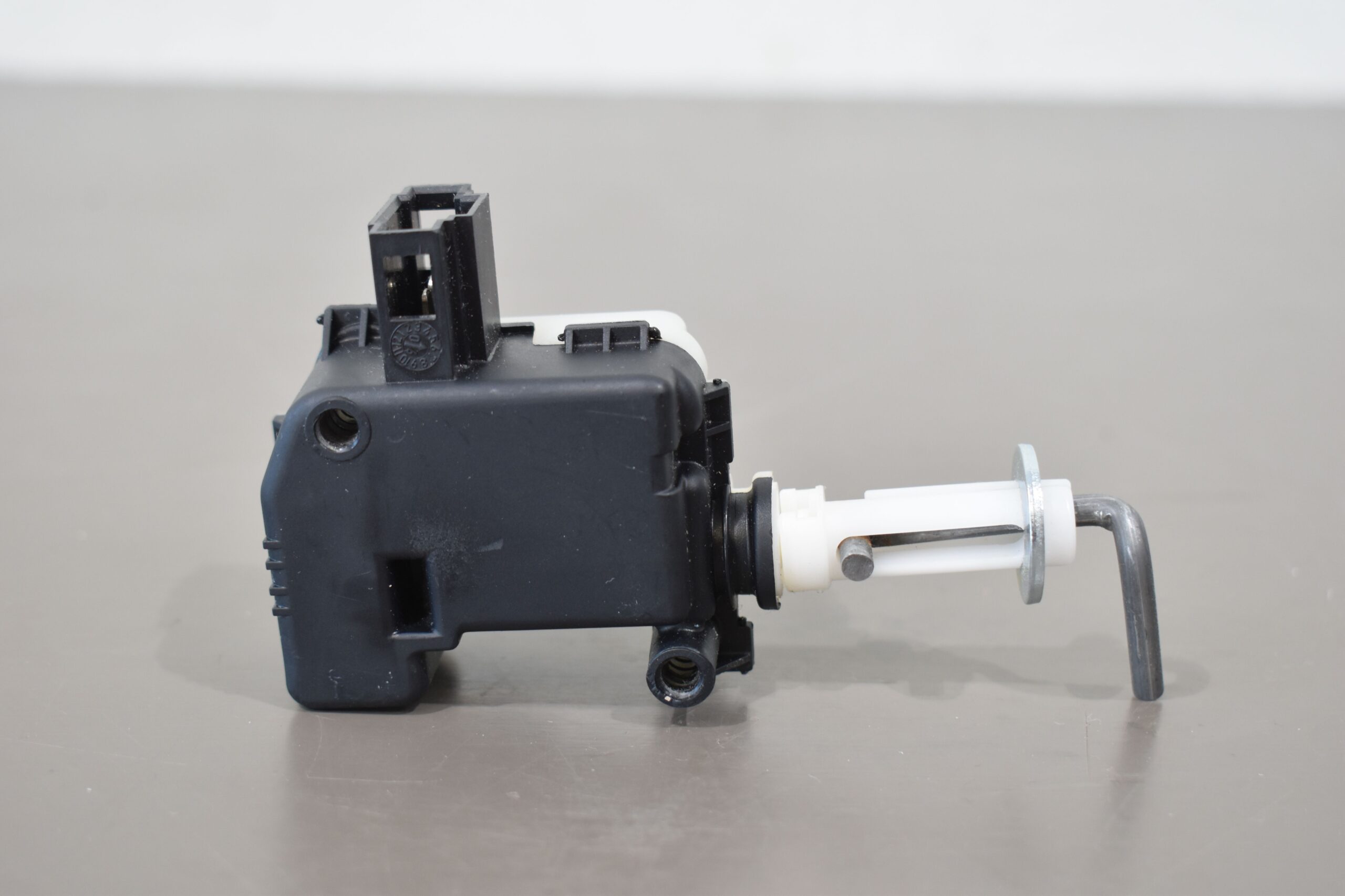 Hella Stellmotor für Fahrertür IM1 – Bild 4