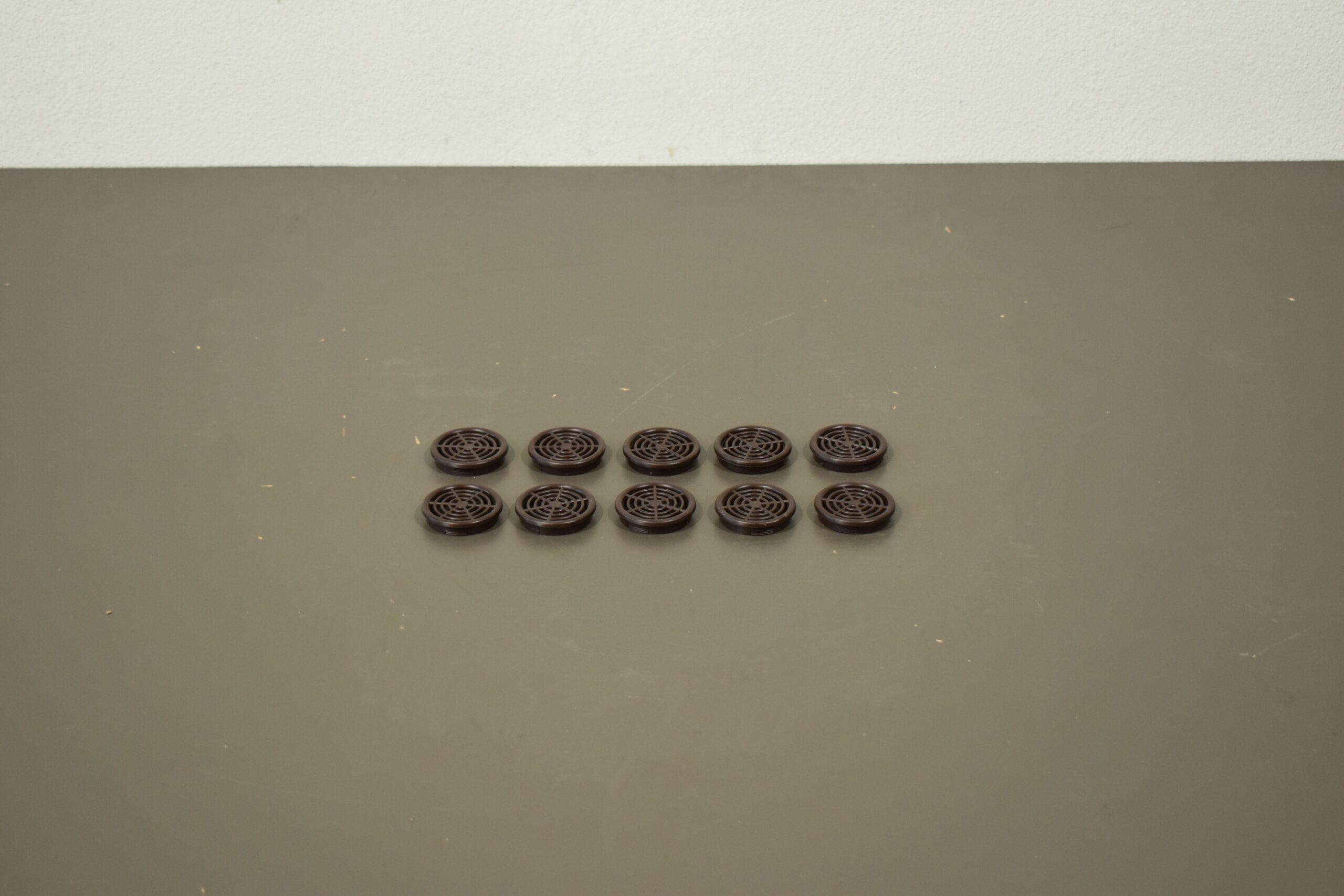 Lüftungsgitter 10er-Set; braun; 48mm