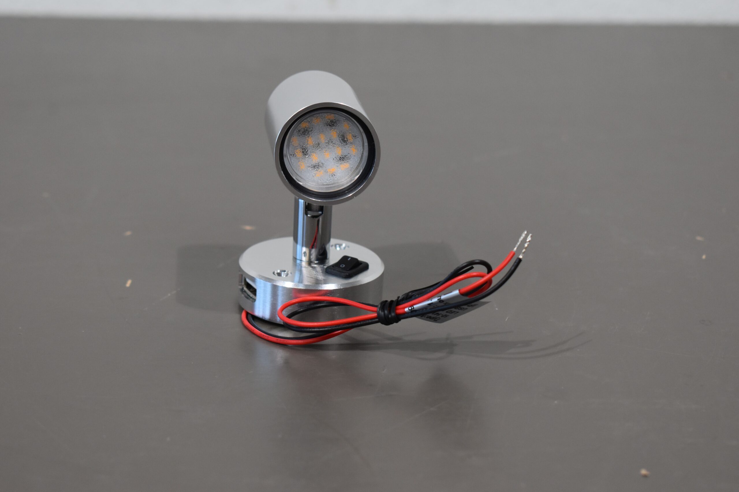 Rohs Lese-/Bettlampe LED mit USB-Anschluss und Schalter – Bild 2