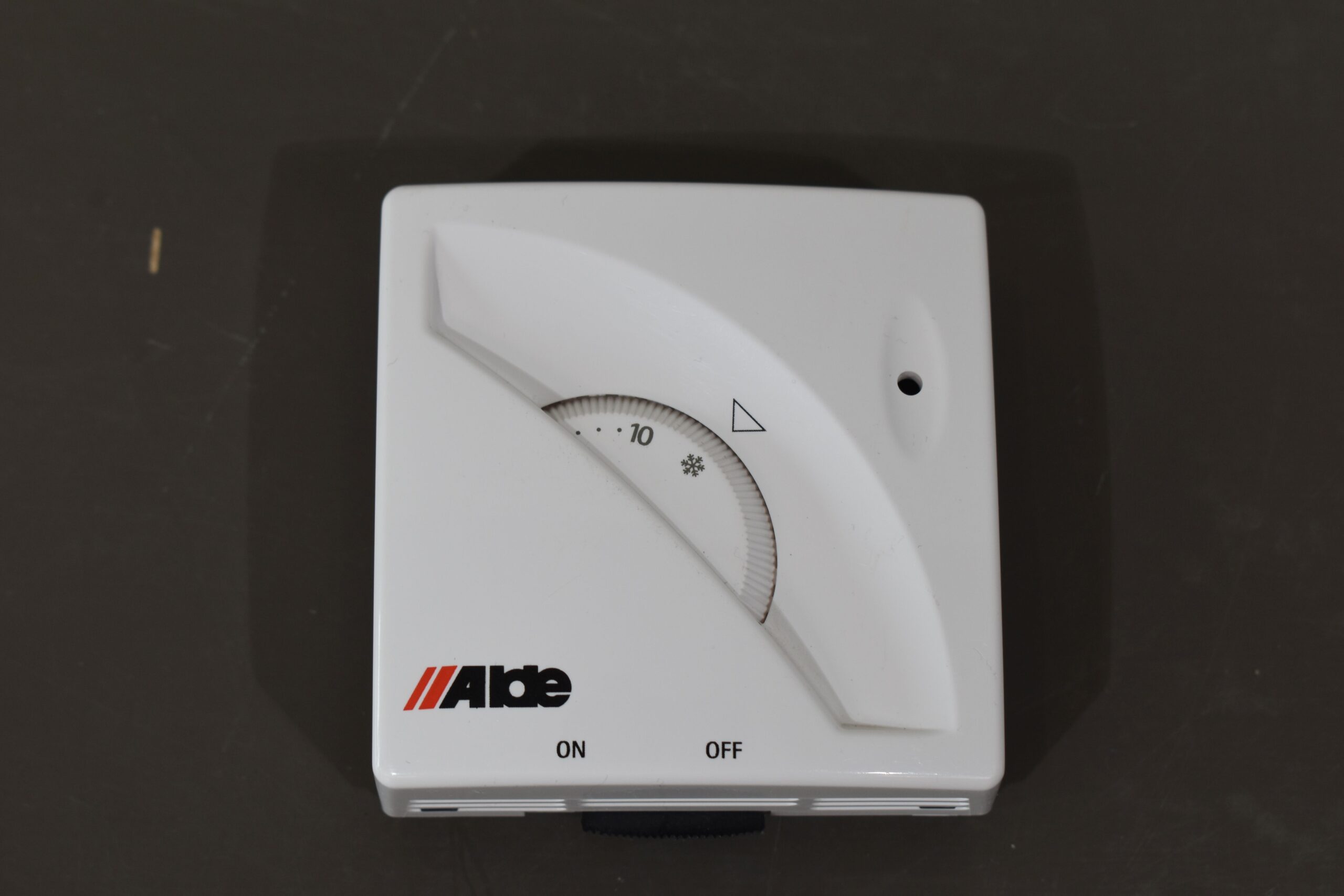 Alde Raumthermostat 12 V – Bild 2