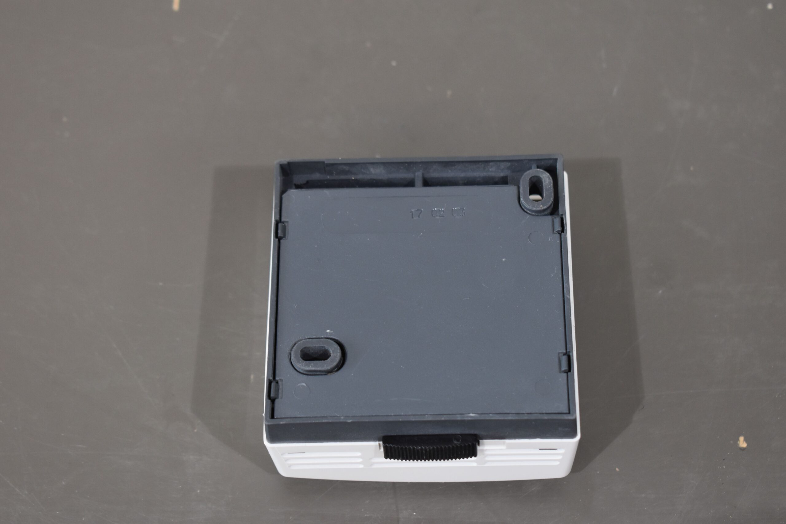 Alde Raumthermostat 12 V – Bild 7