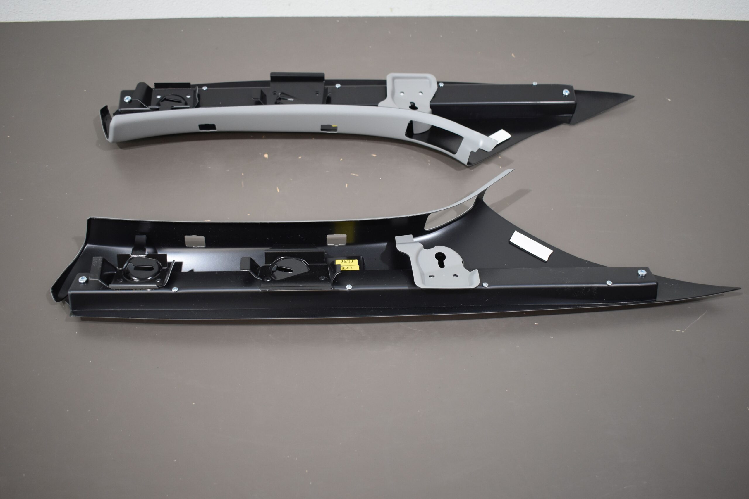 Reimo Frontscheibenrollo VW T5 2010; grau – Bild 8