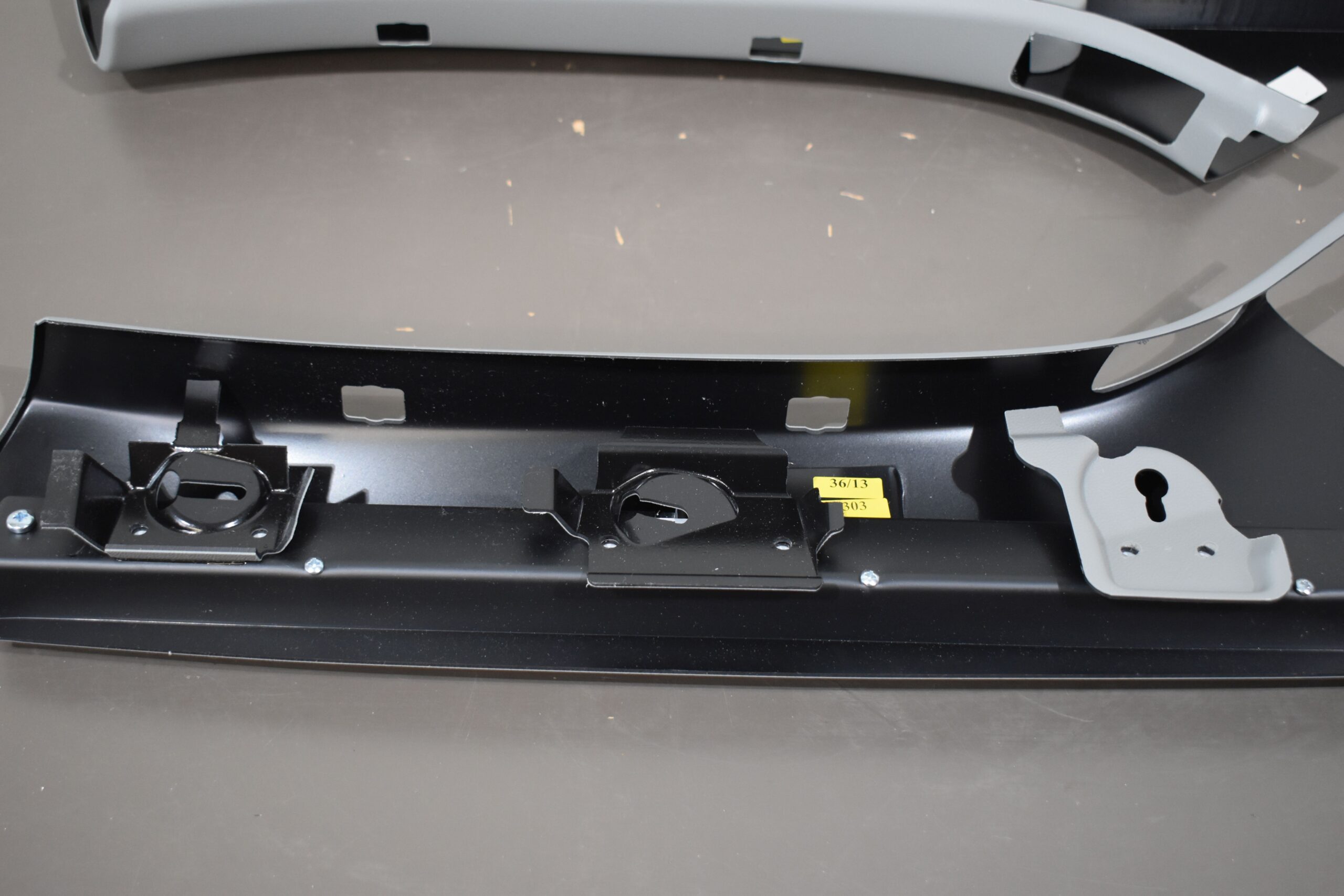 Reimo Frontscheibenrollo VW T5 2010; grau – Bild 9