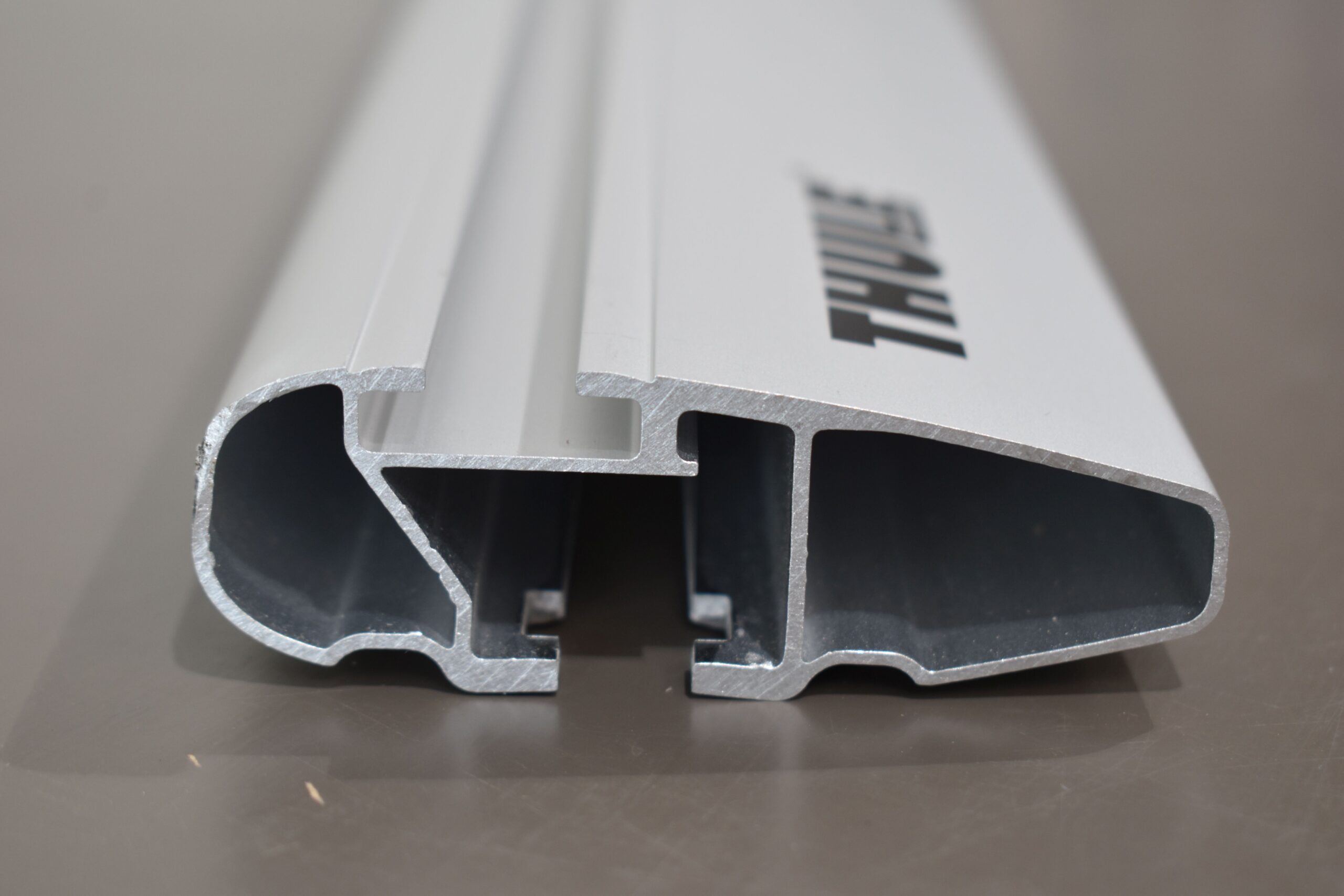 Thule WingBar Dachträger 1500mm – Bild 5