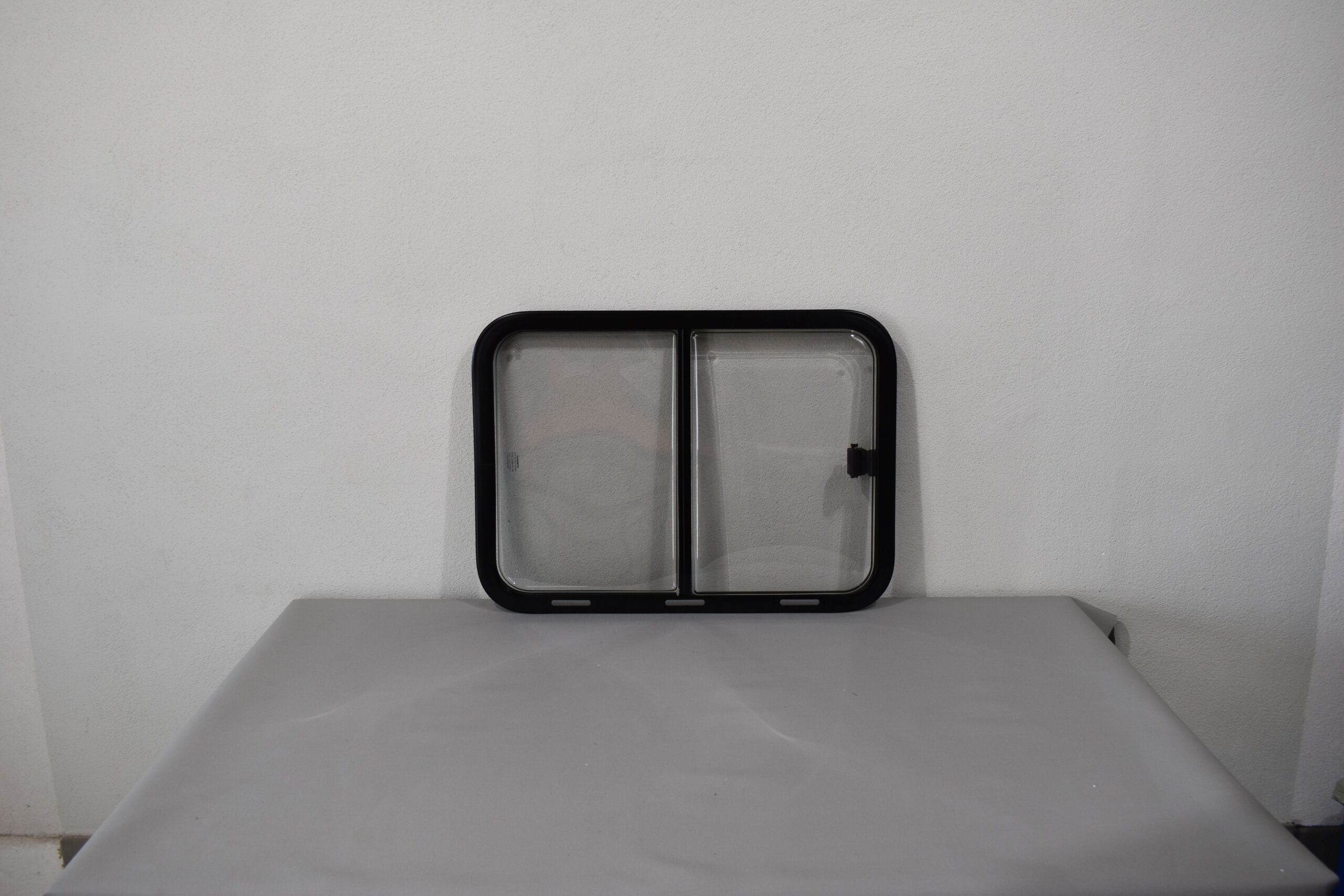 Dometic S7 Schiebefenster 700x500mm; schwarz