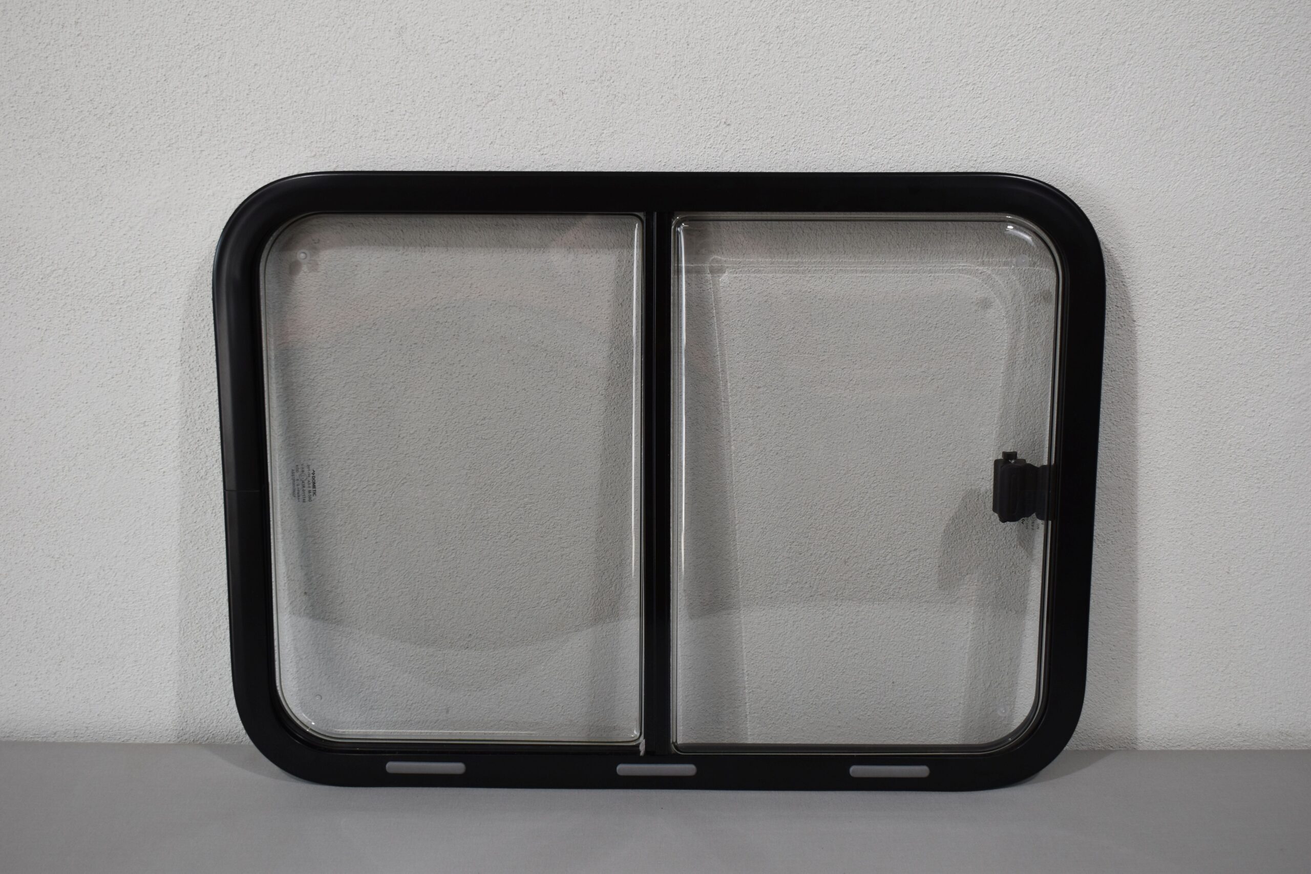 Dometic S7 Schiebefenster 700x500mm; schwarz – Bild 2