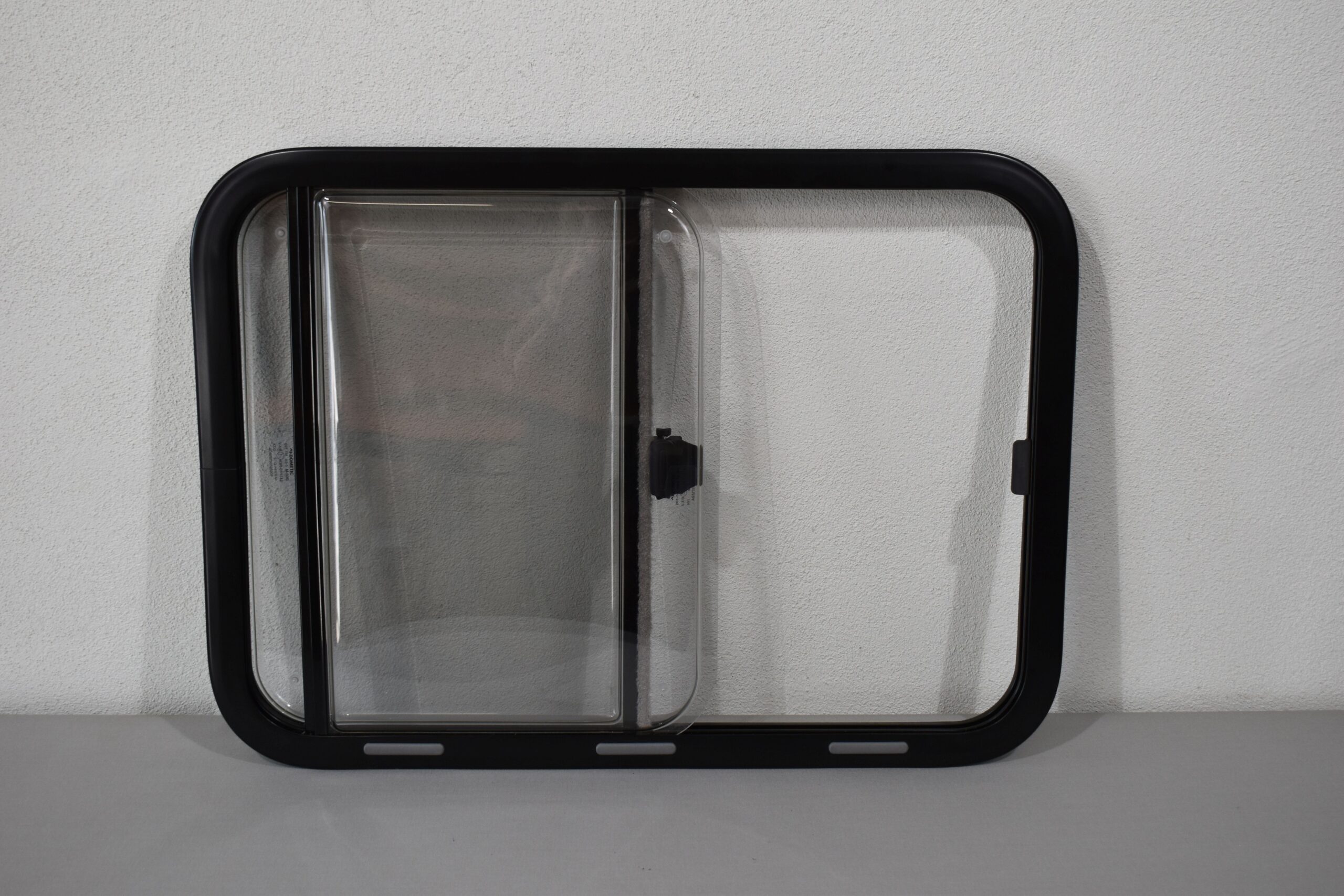 Dometic S7 Schiebefenster 700x500mm; schwarz – Bild 3