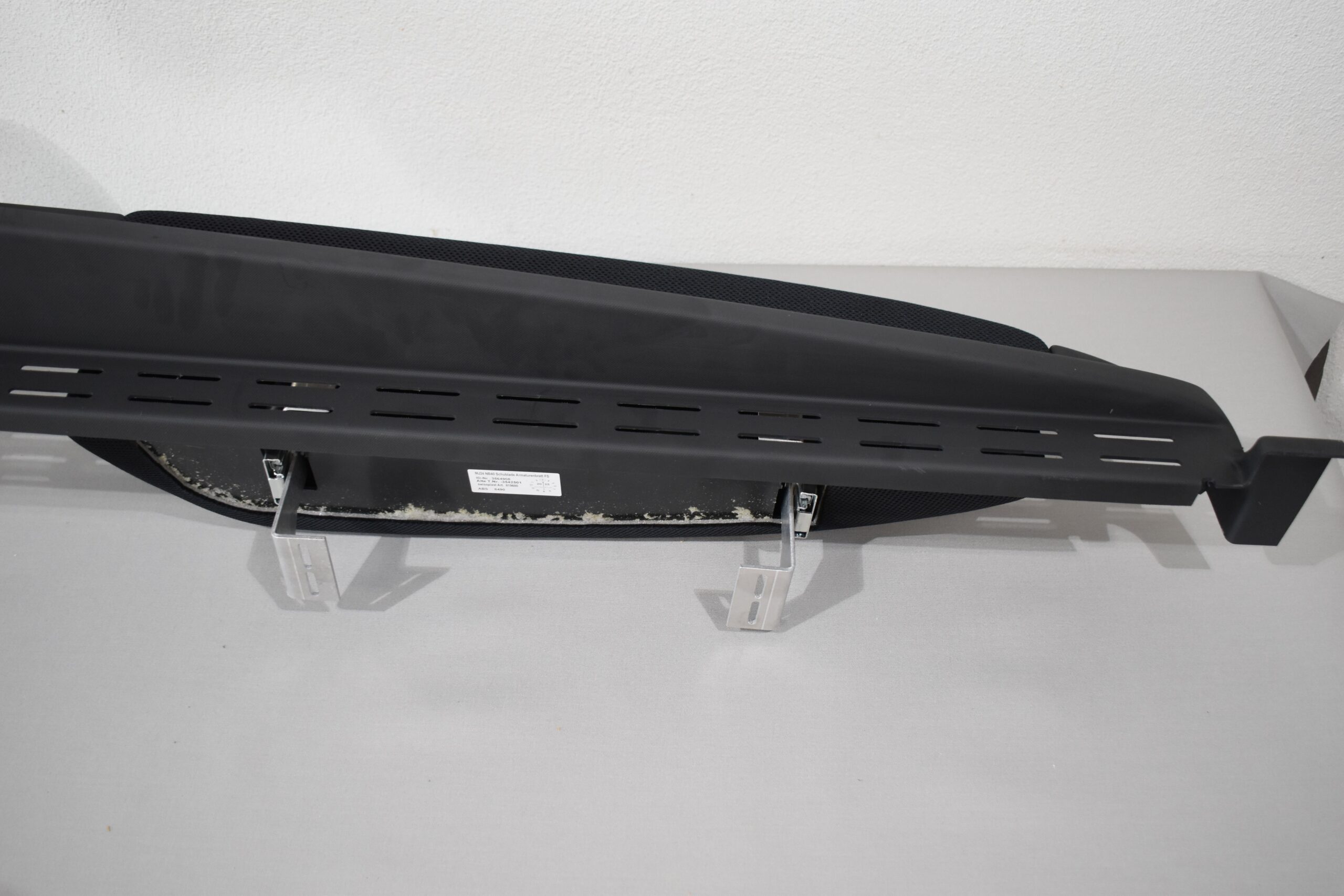 Niesmann und Bischoff Armaturenbrett-Oberteil links; mit Auszug – Bild 8