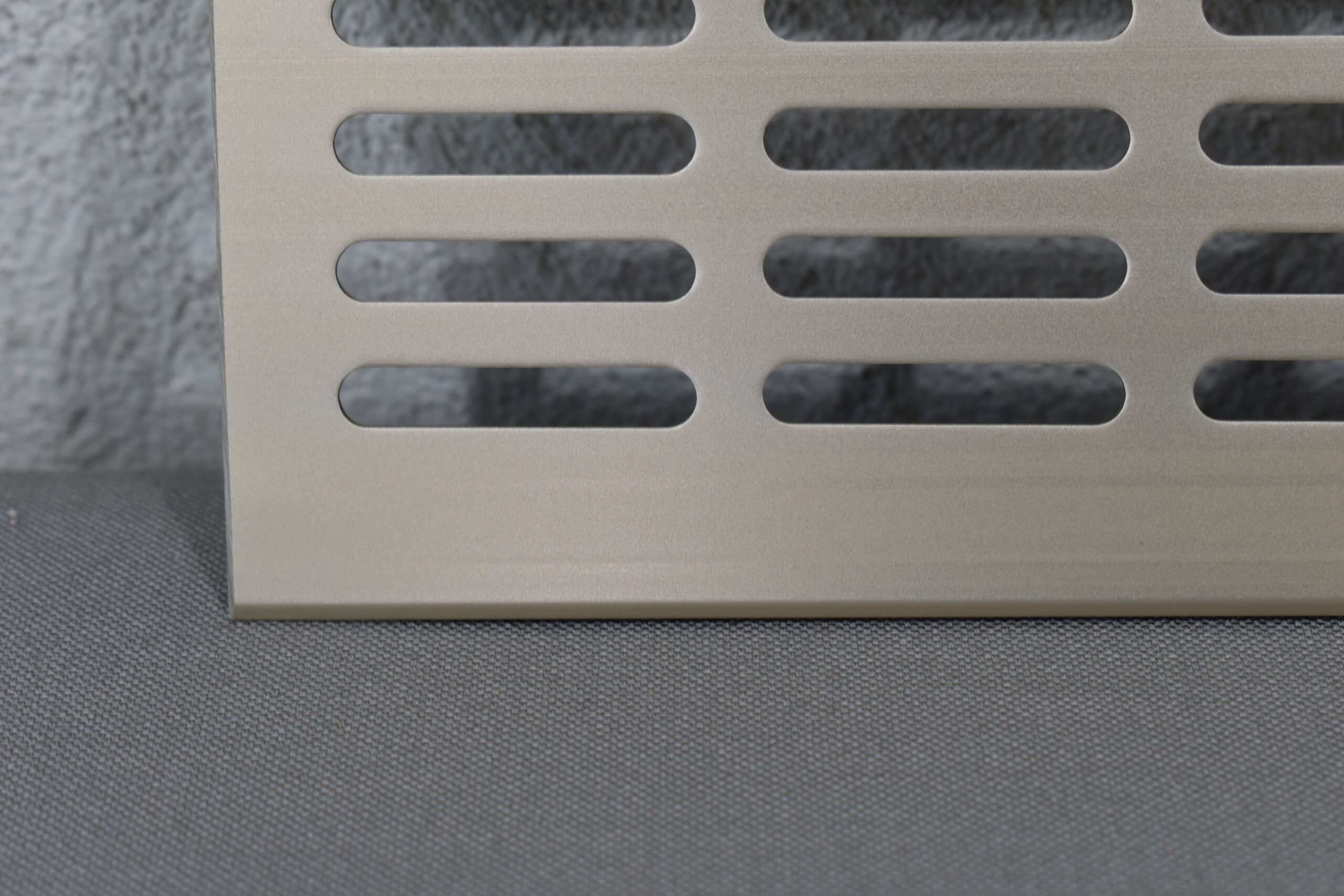 Belüftungsgitter / Stegblech 280x65mm – Bild 10