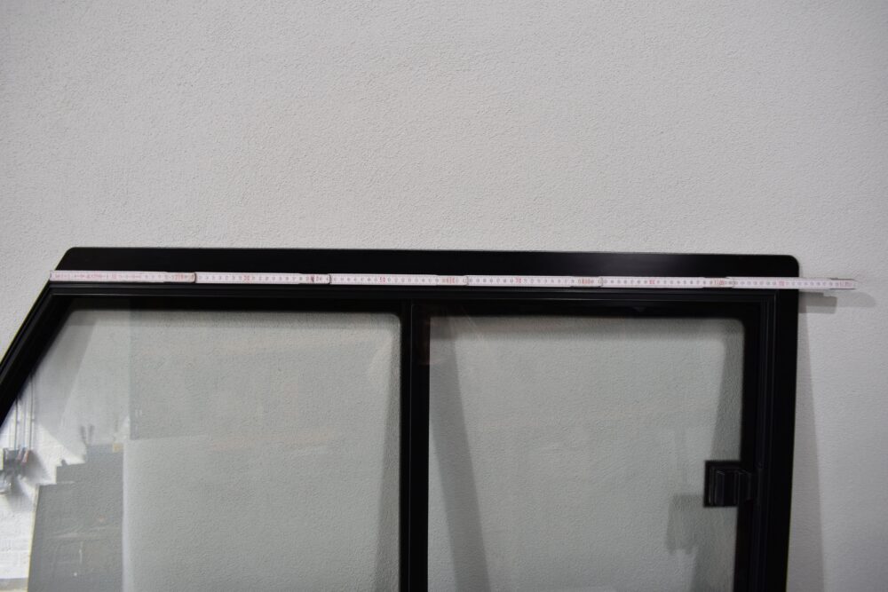 Eura Mobil Fahrerhausfenster Mekuwa Glasflächenschiebfenster rechts – Bild 15