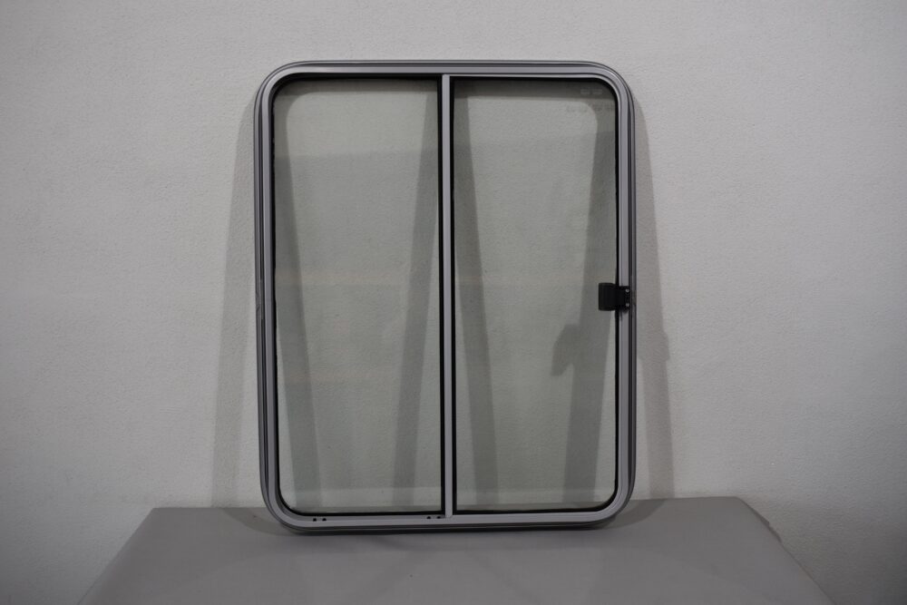 Niesmann und Bischoff Mekuwa Schiebefenster Beifahrerseite 1030x830mm – Bild 4