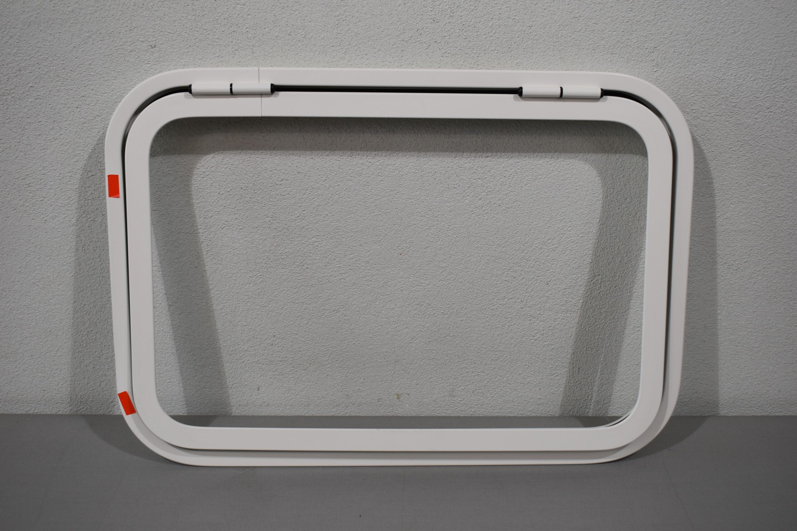 Eura Mobil Klappenrahmen weiß; 620x420mm – Bild 2