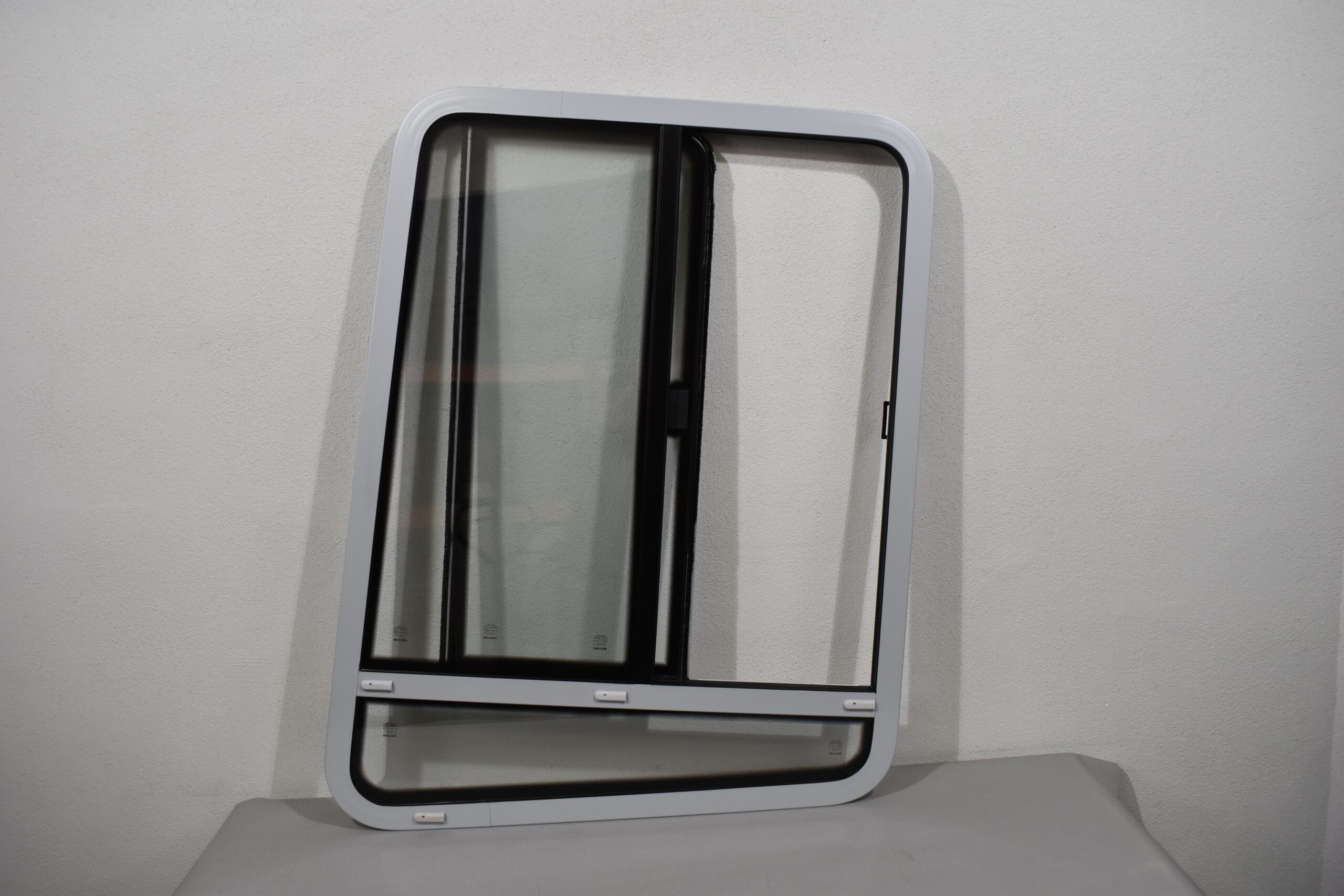 Niesmann und Bischoff Mekuwa Schiebefenster Fahrerseite – Bild 3