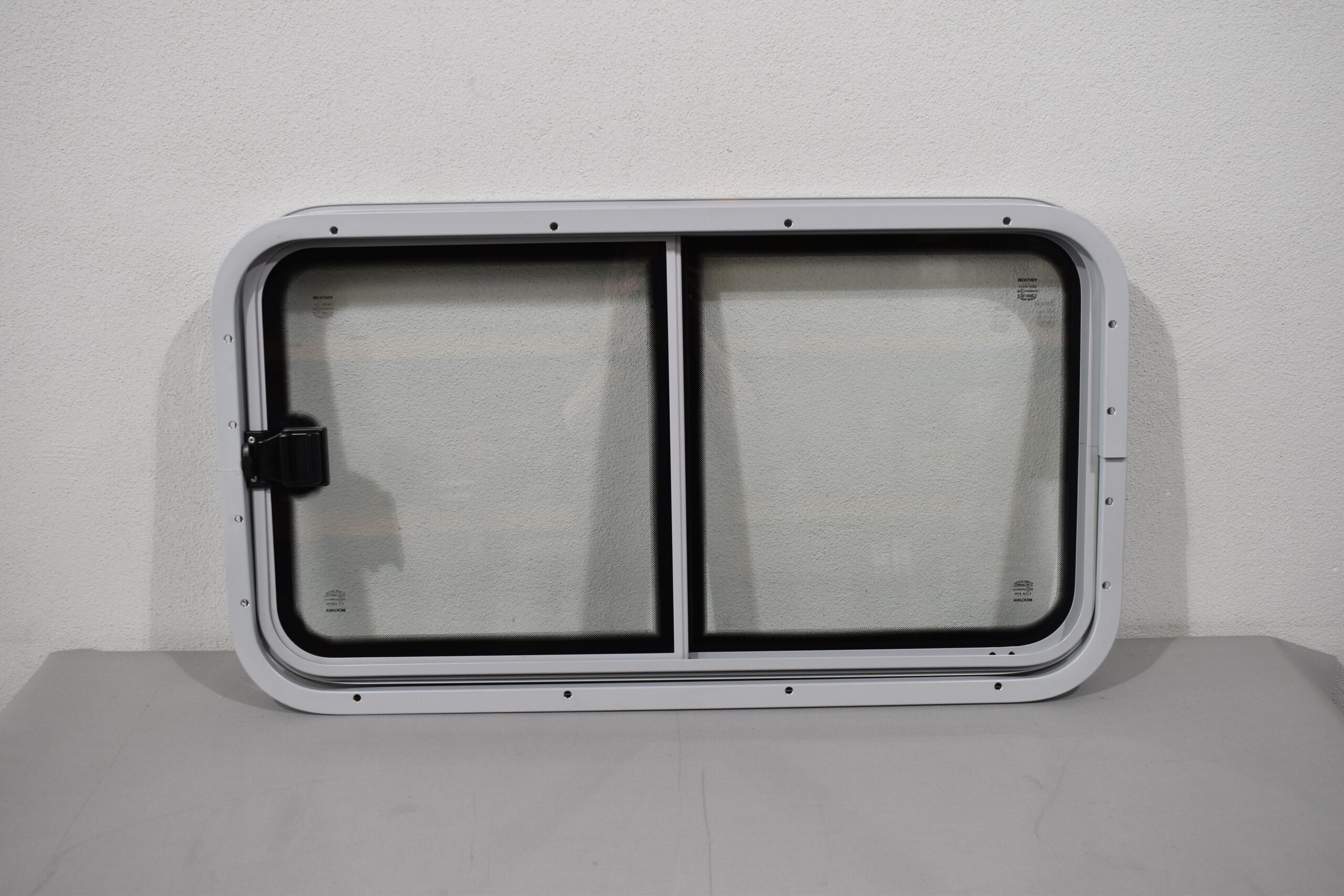 Niesmann und Bischoff Mekuwa Schiebefenster Fahrerseite – Bild 6