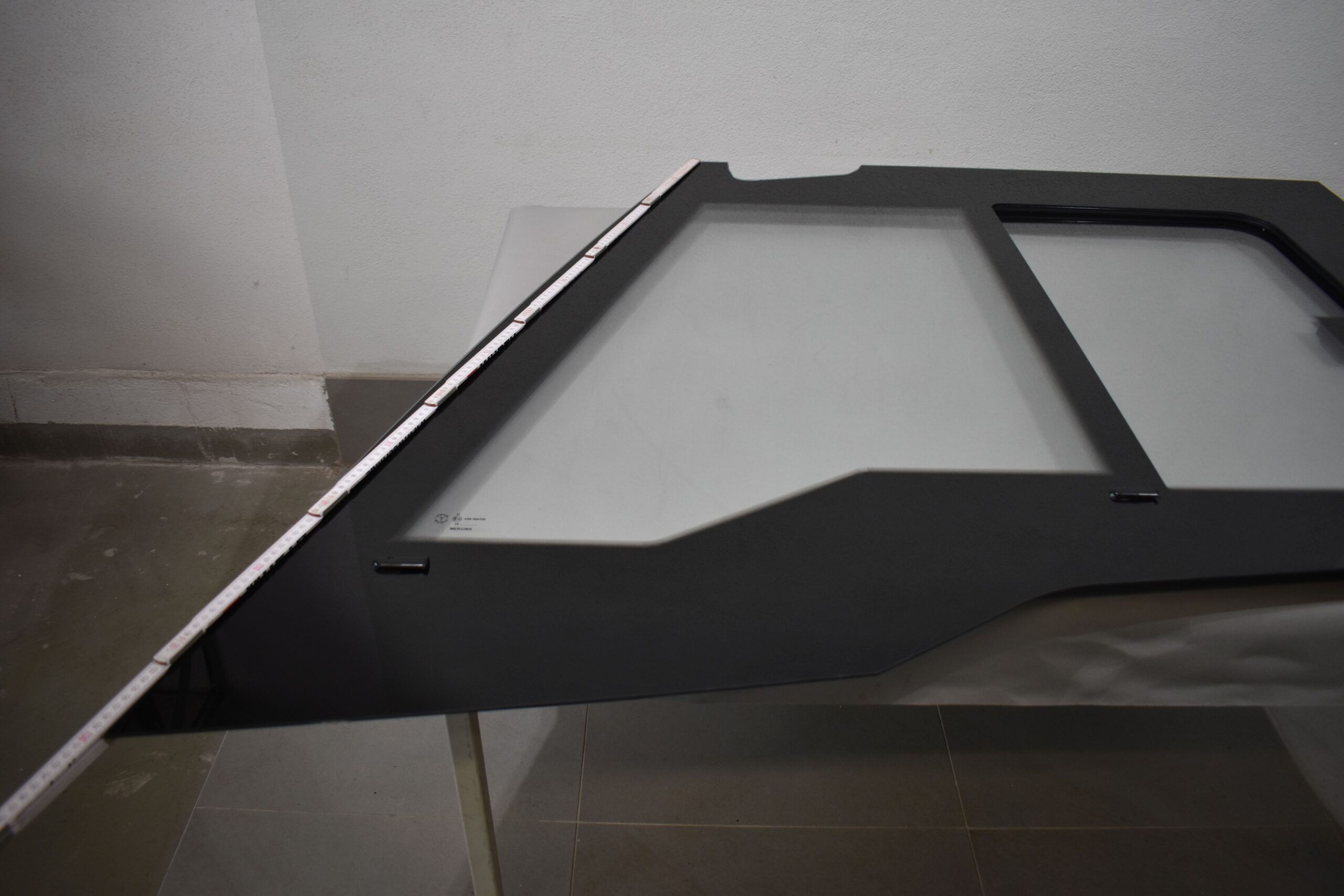 Niesmann und Bischoff Fahrerhausfenster links – Bild 16