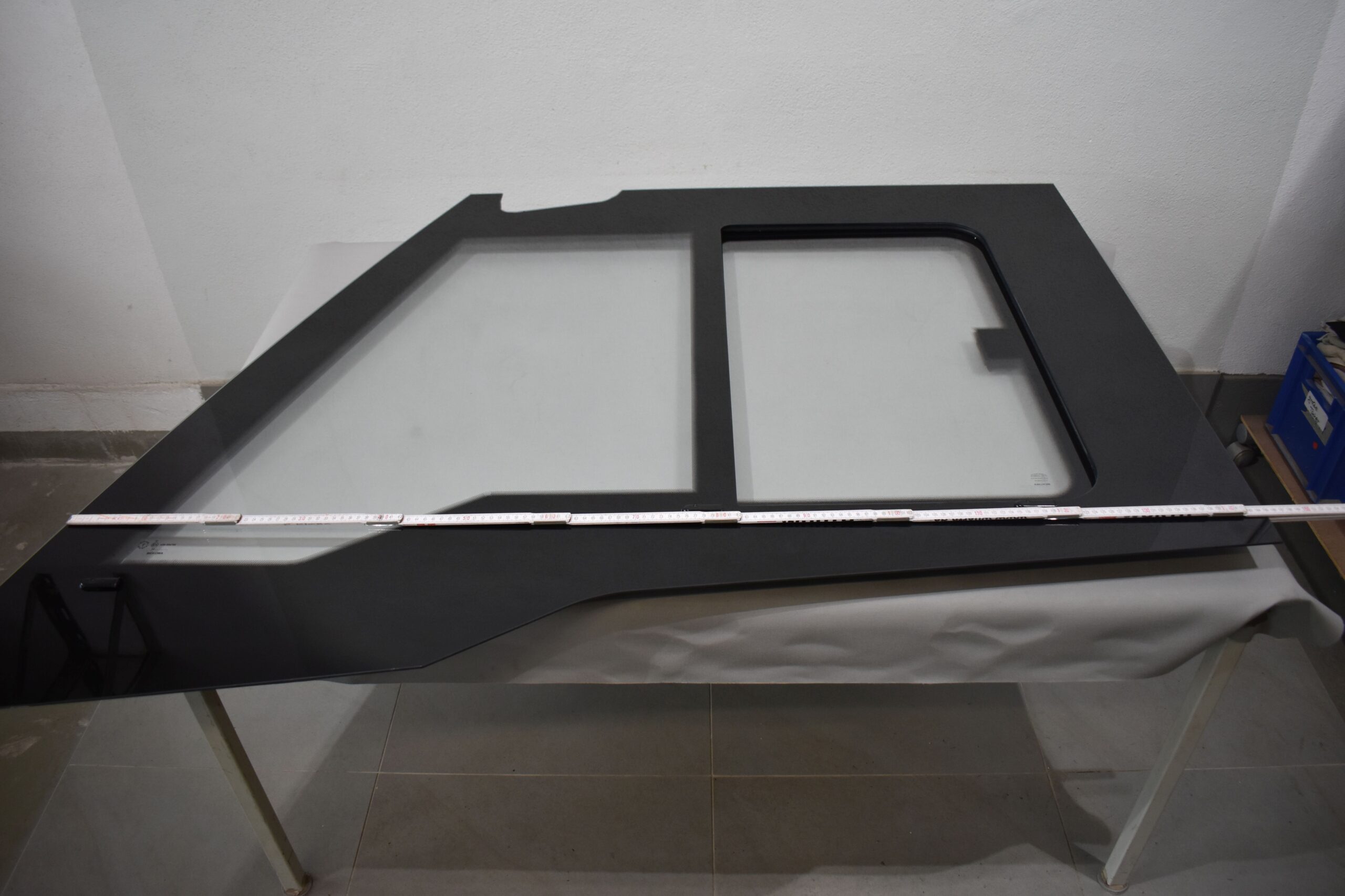 Niesmann und Bischoff Fahrerhausfenster links – Bild 18