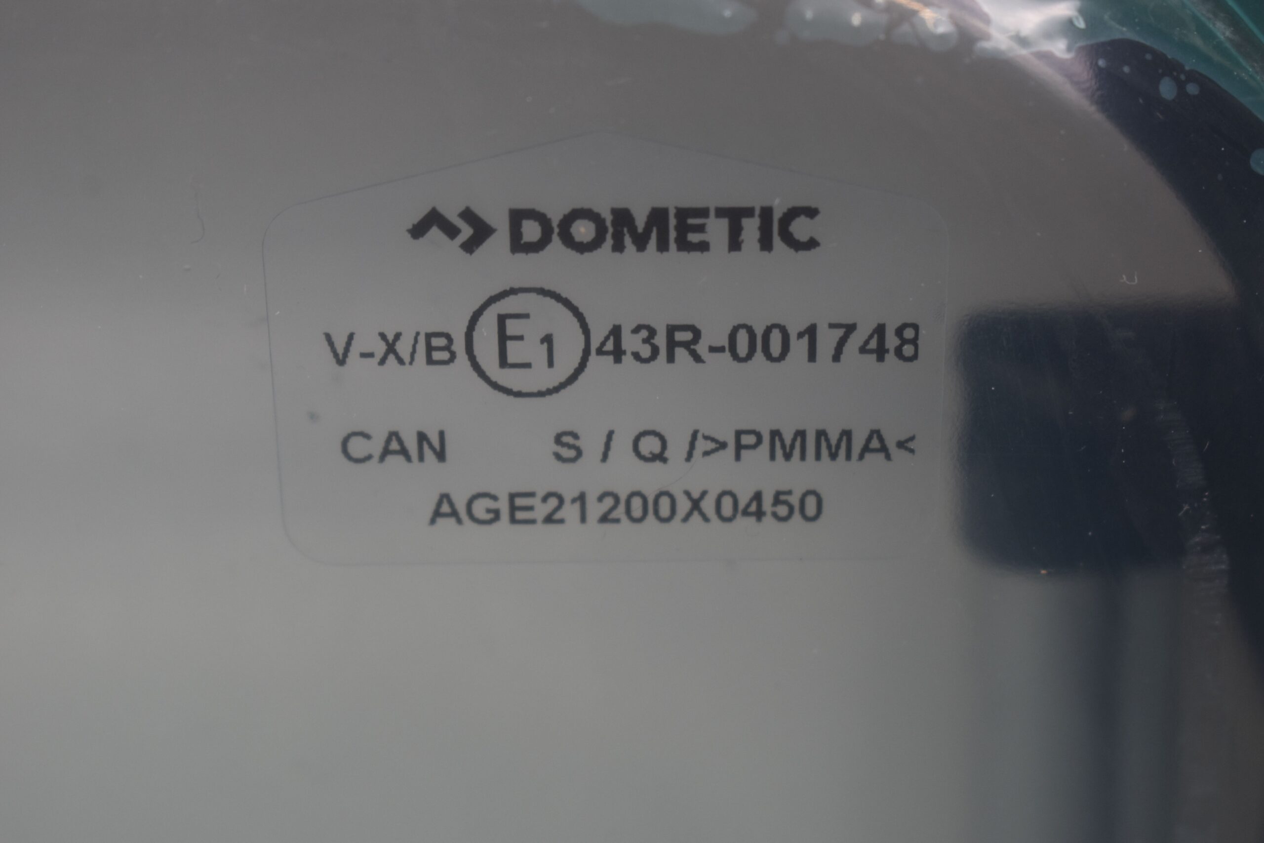 Dometic S7 Ausstellfenster 1200x450mm – Bild 4