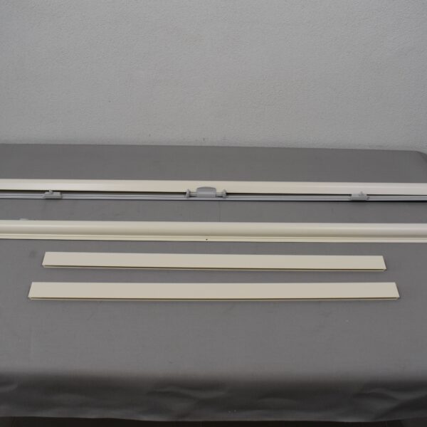 Alternative view of Dometic Seitz Mini Doppelkassetten-Rollo 1330x750mm