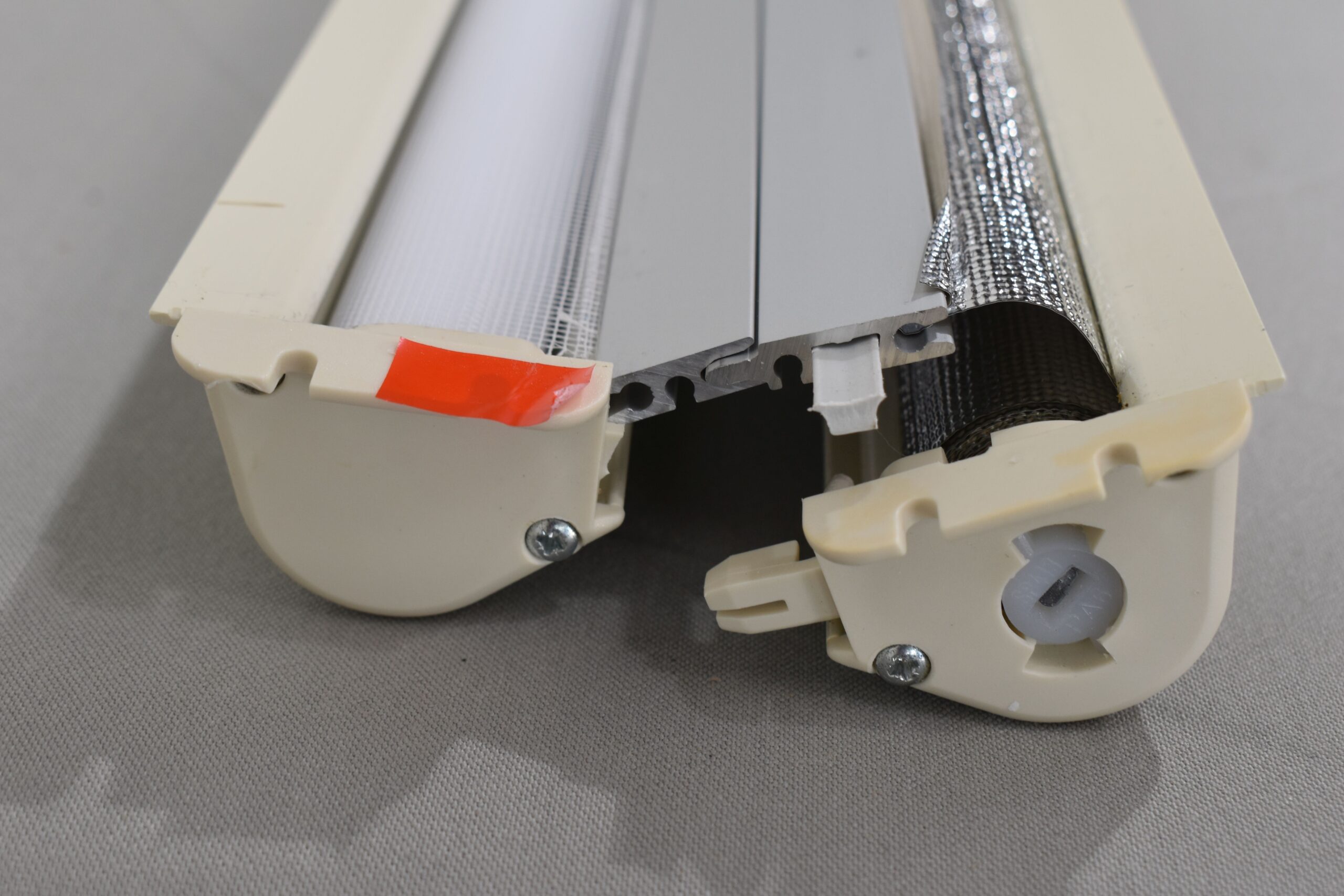 Dometic Seitz Mini Doppelkassetten-Rollo 1330x750mm – Bild 9