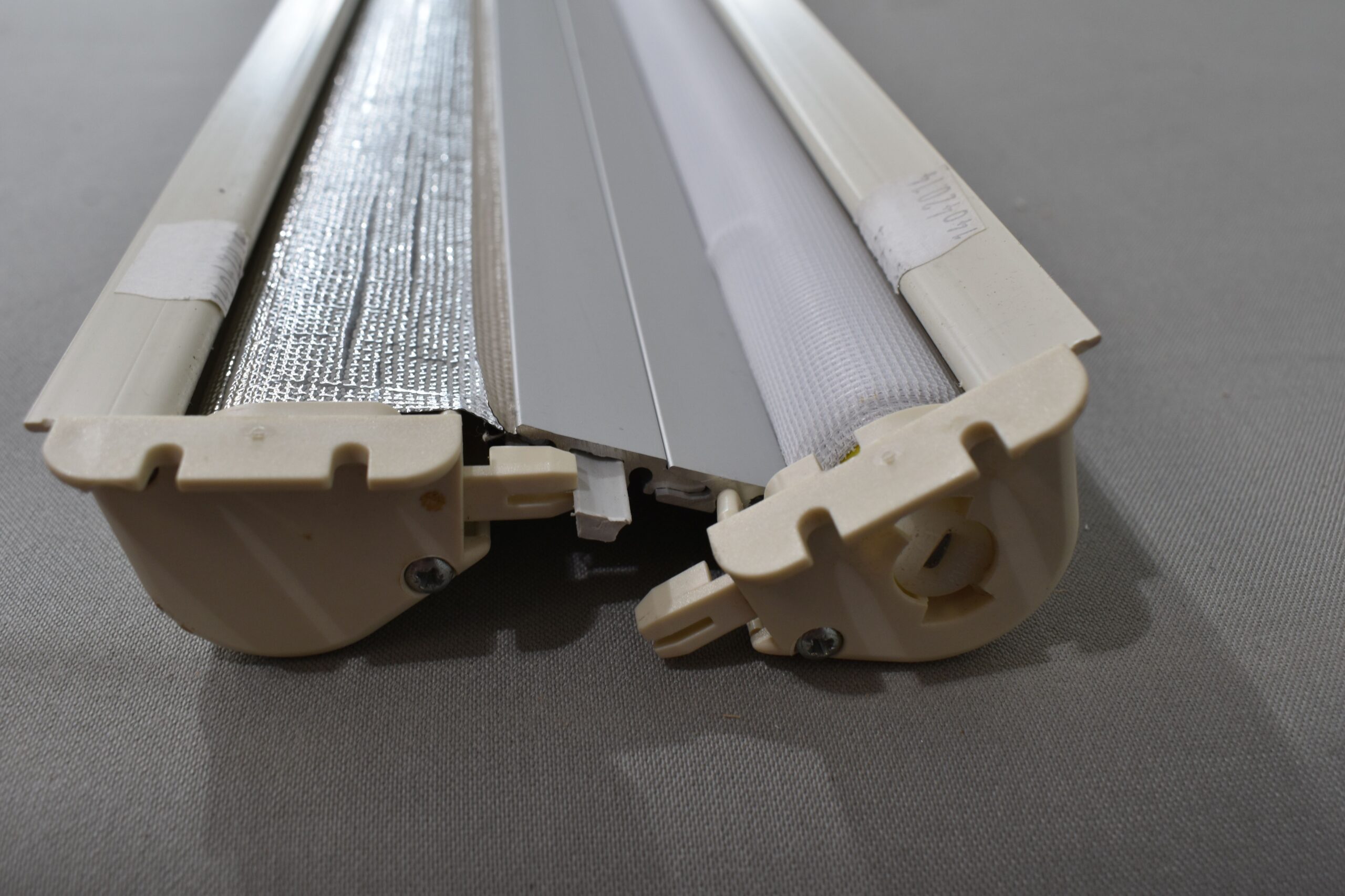 Dometic Seitz Mini Doppelkassetten-Rollo 1330x750mm – Bild 10