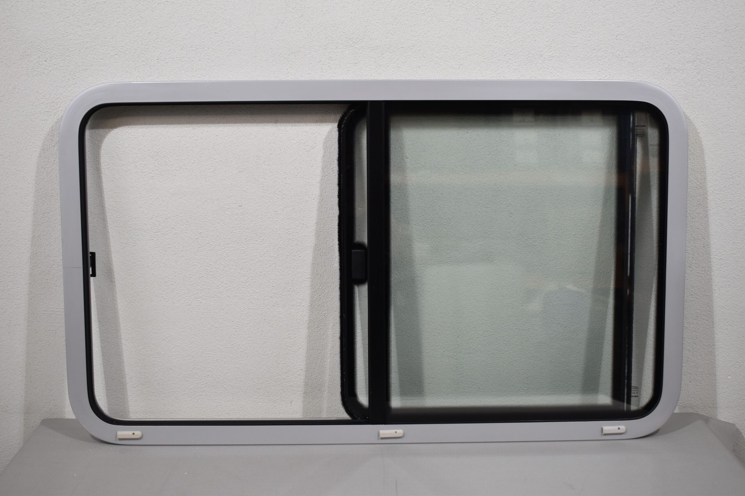 Niesmann und Bischoff Mekuwa Schiebefenster Beifahrerseite 1200x690mm – Bild 3