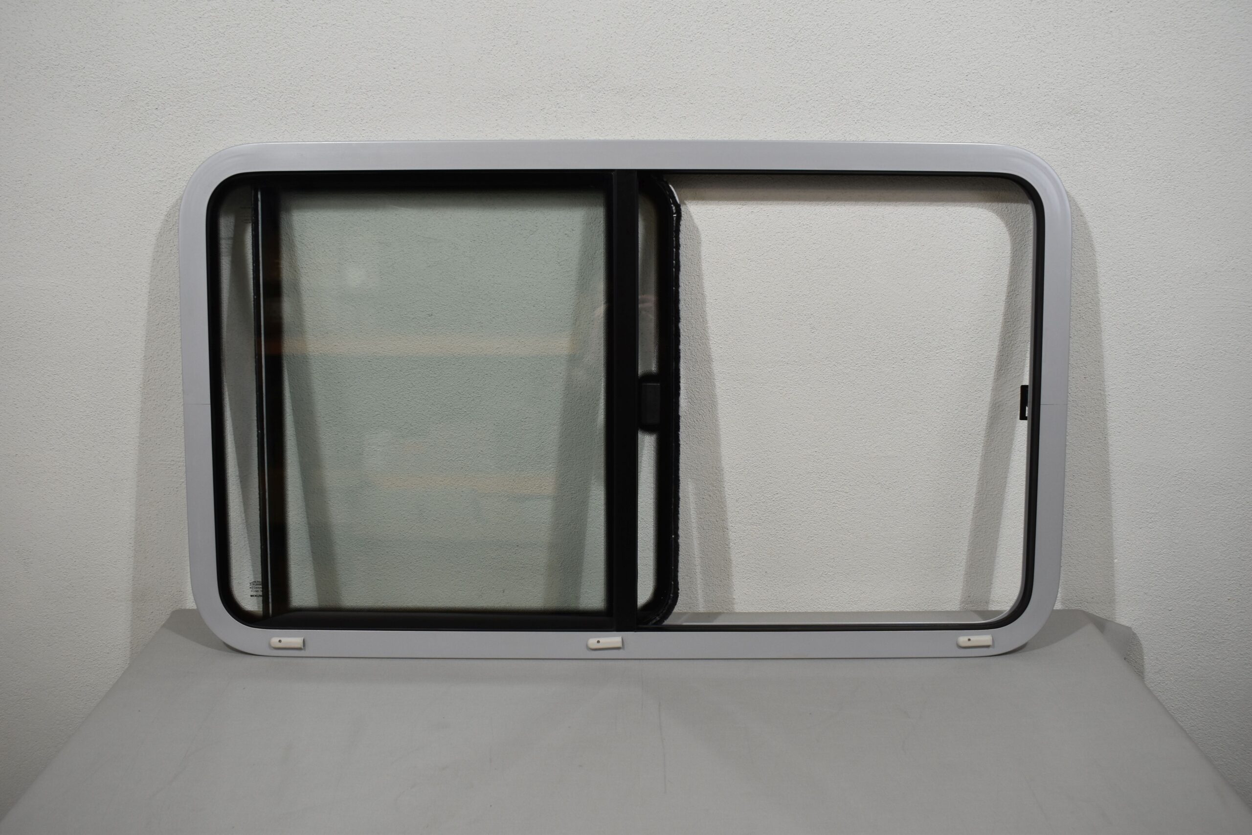 Mekuwa Schiebefenster Fahrerseite 1200x690mm – Bild 3