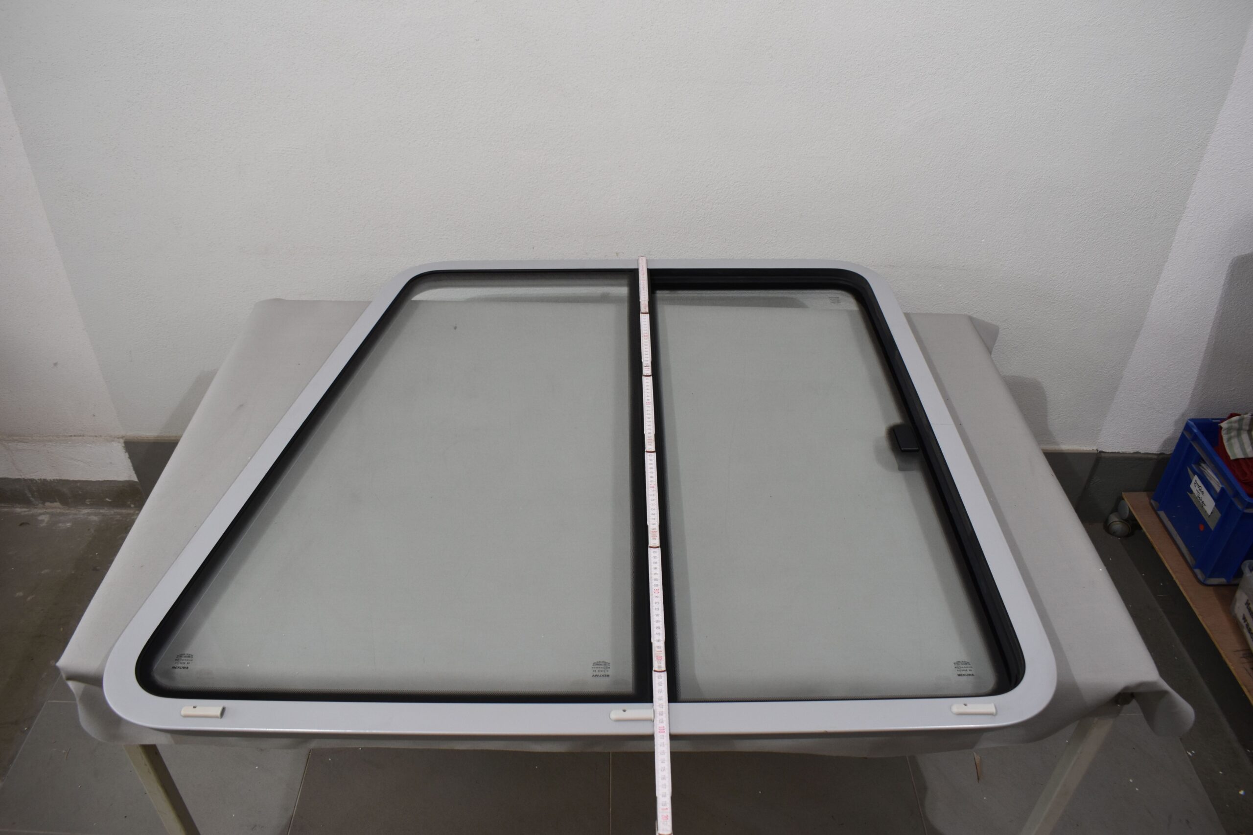 Mekuwa Schiebefenster Fahrerseite 43R-001410 1105x1140mm – Bild 12