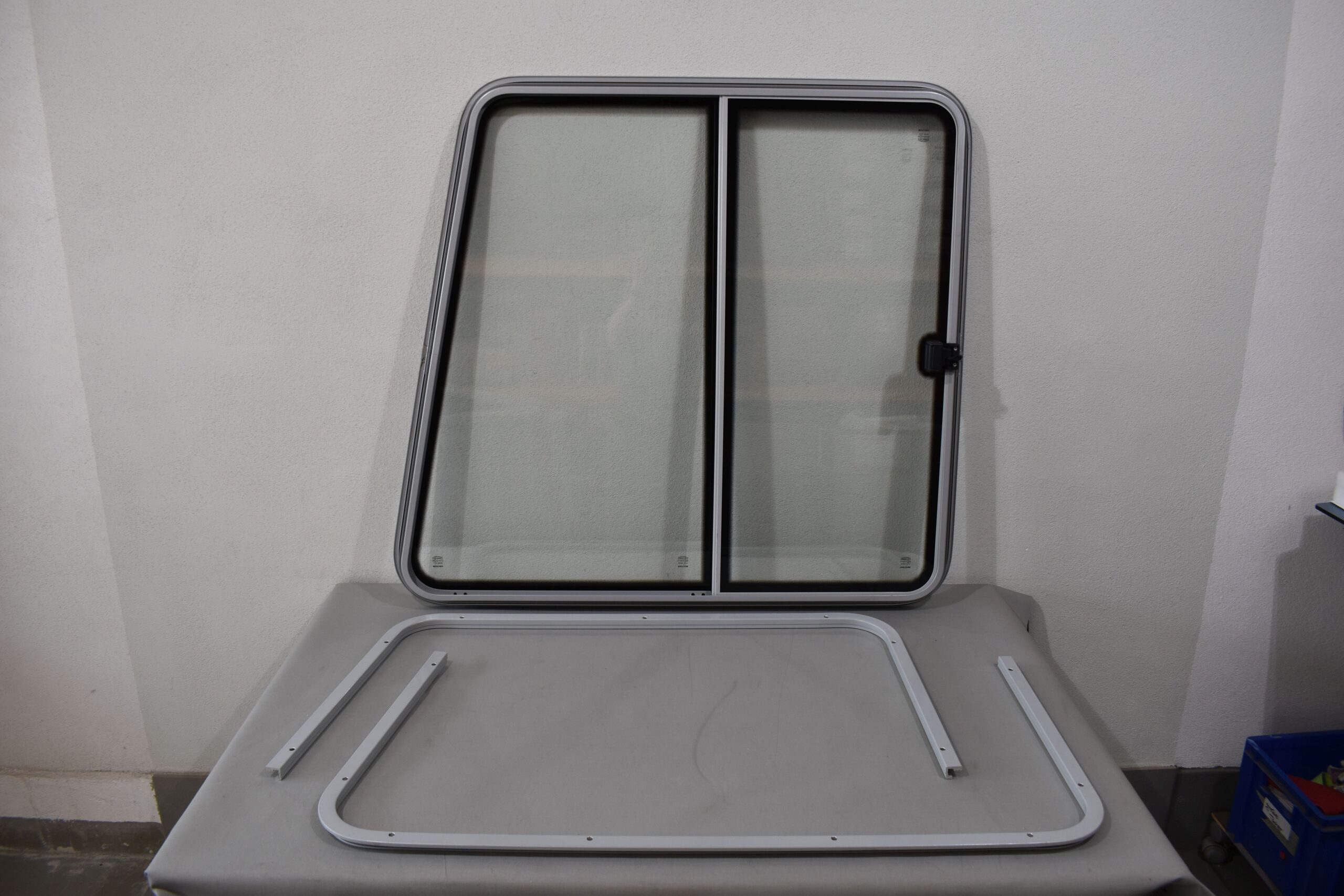 Mekuwa 43R-001410 Schiebefenster Beifahrerseite 1040x1130mm – Bild 16