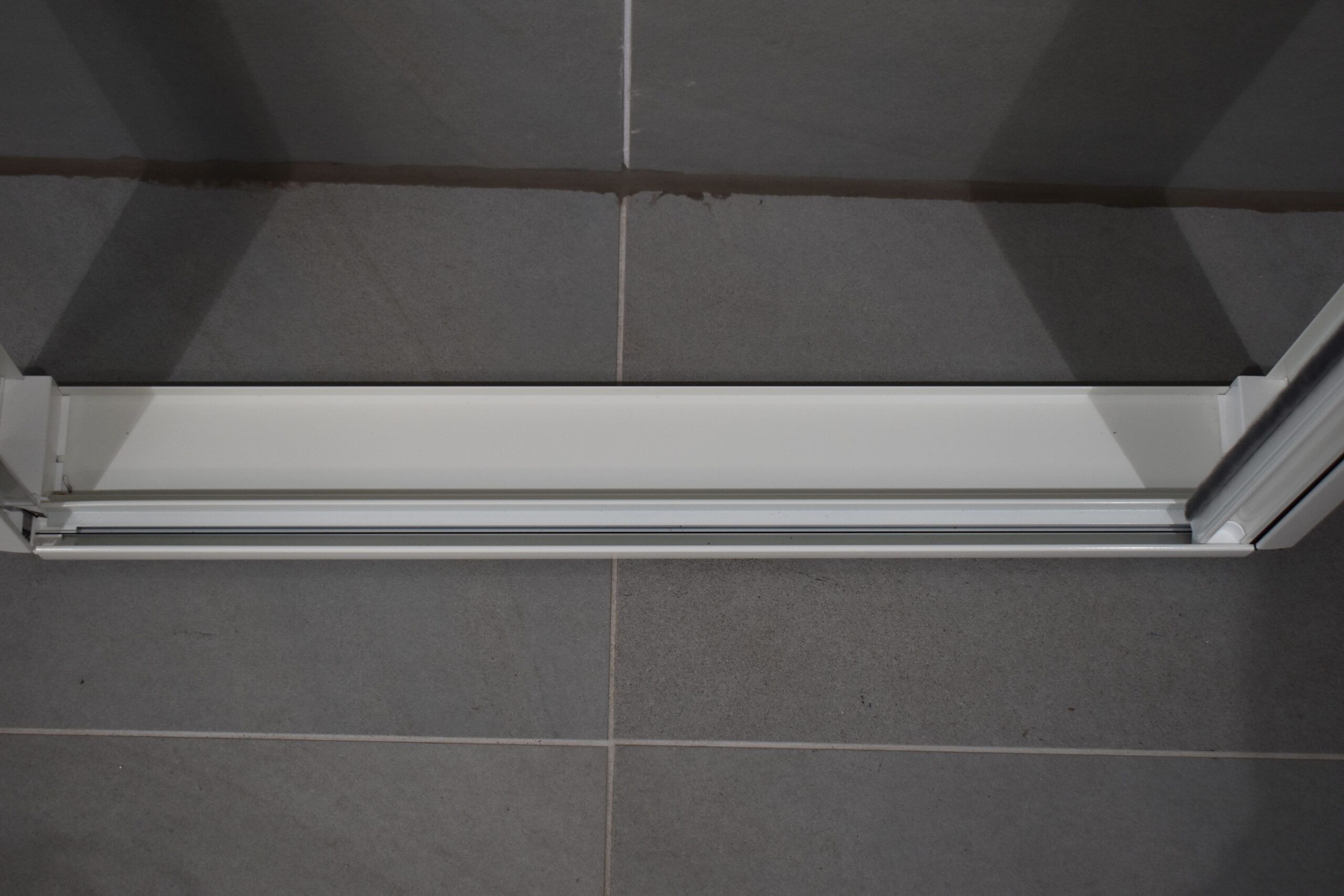 Reimo Fliegenschutztür 650x1850mm – Bild 5