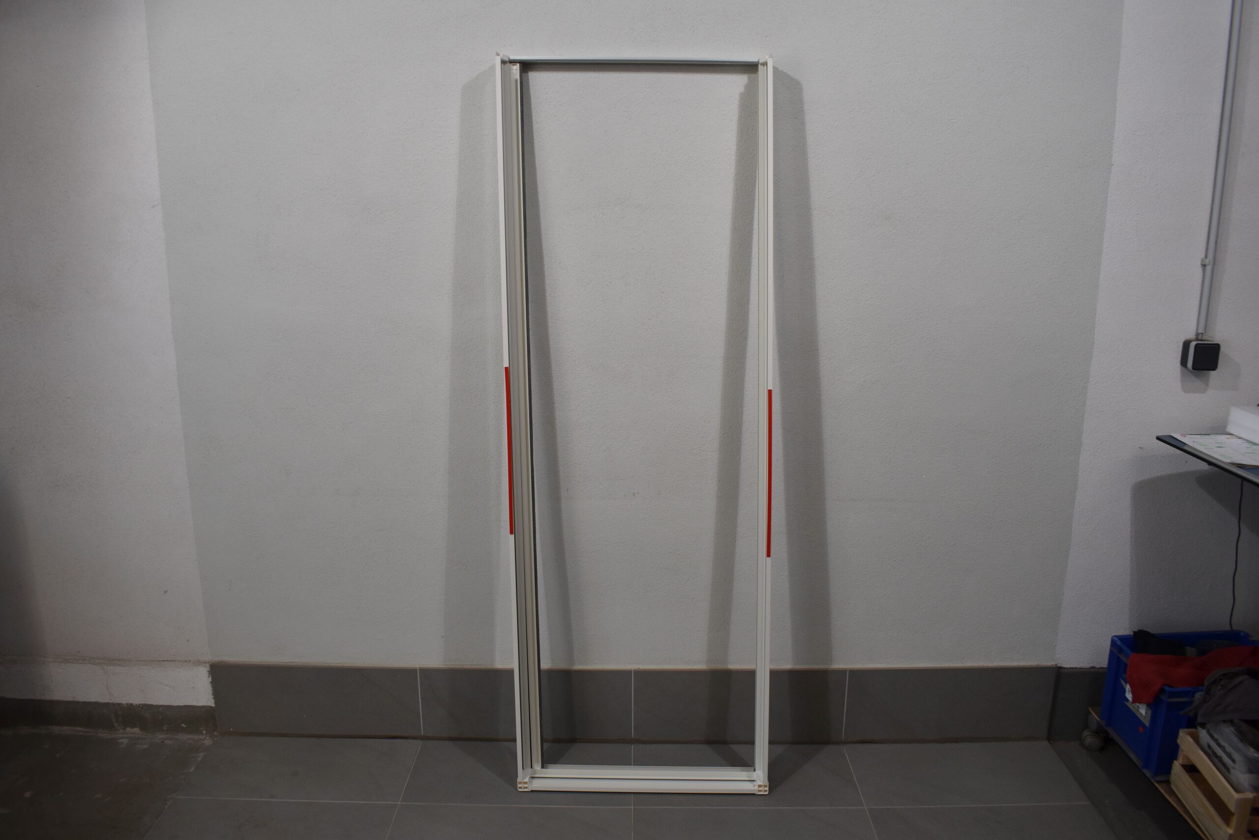 Reimo Fliegenschutztür 650x1850mm – Bild 7