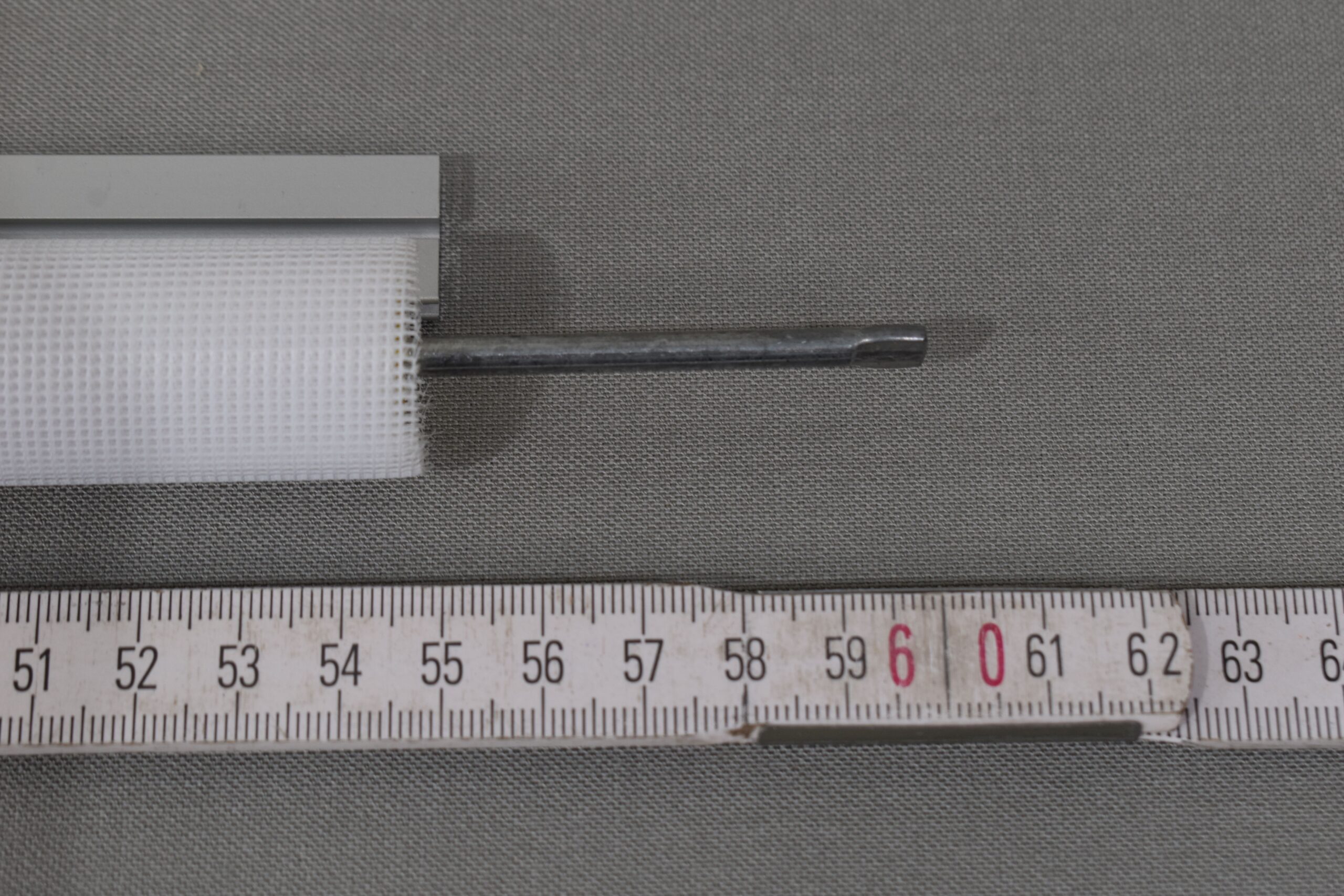 Eura Mobil Seitz Fliegenschutzrollo / Ersatzrollo 550x430mm – Bild 8