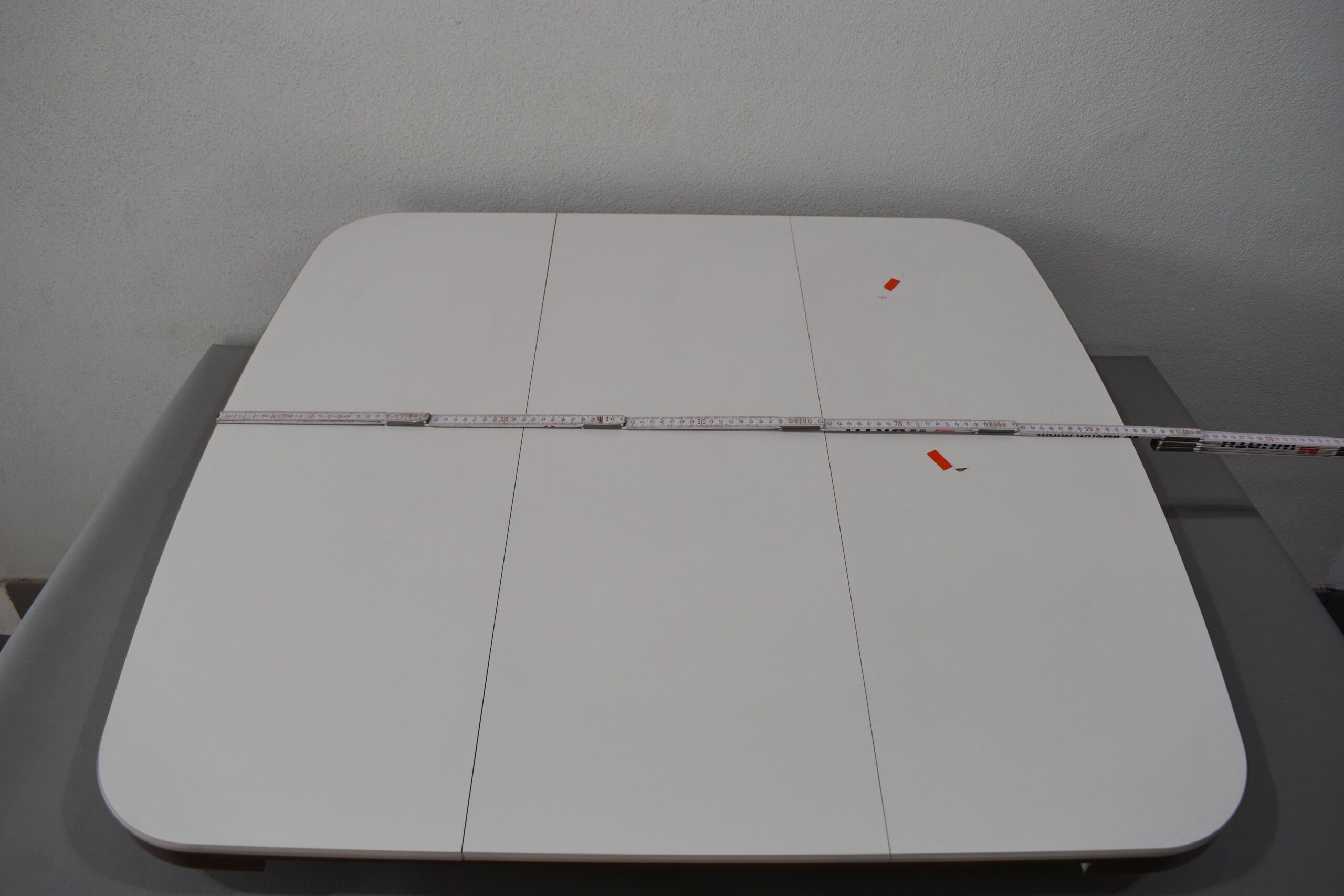 Tischplatte ausziehbar weiß/dunkel braun; 45x868x640mm für Wohnmobil – Bild 10