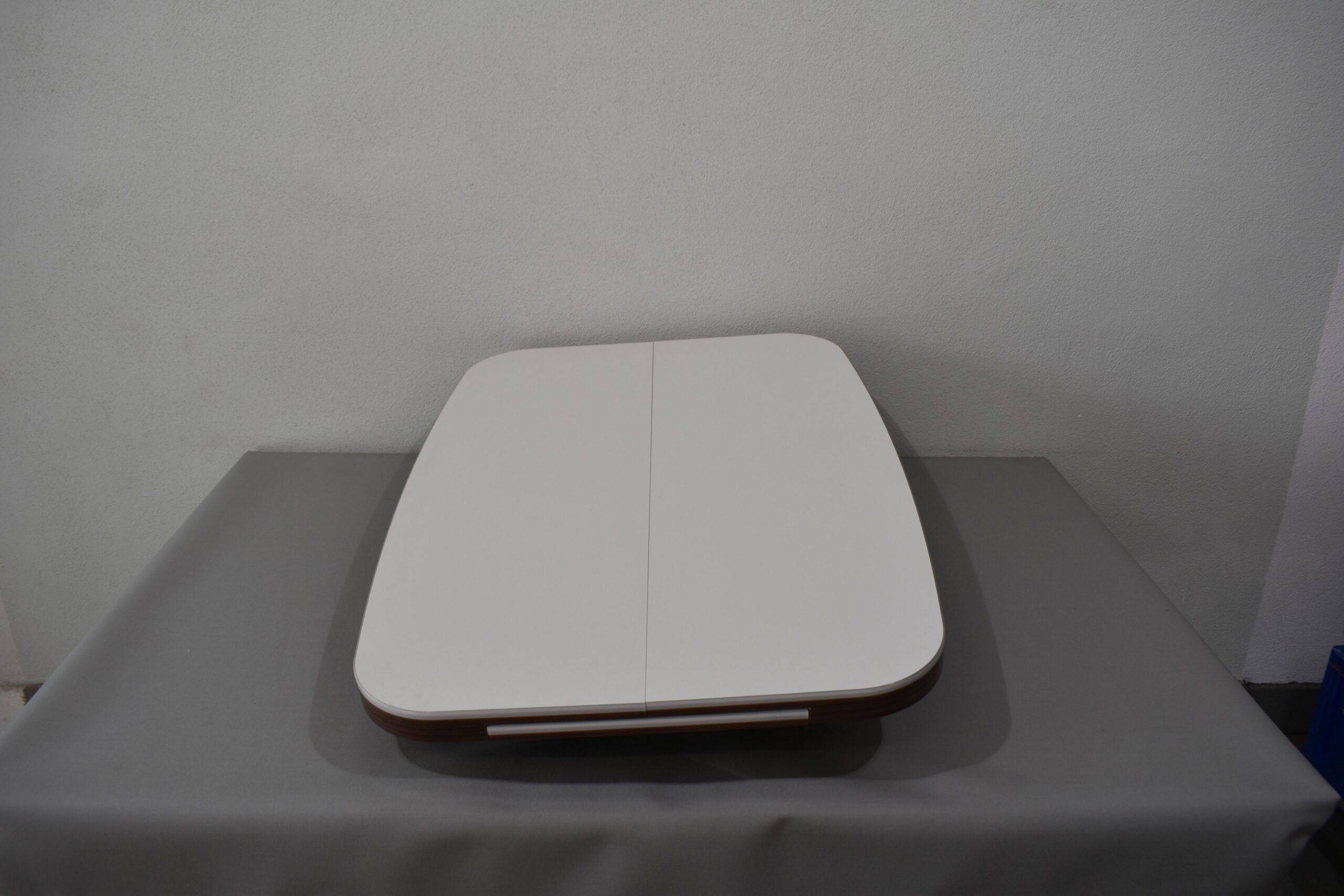 Tischplatte ausziehbar weiß/dunkel braun; 39x870x640mm