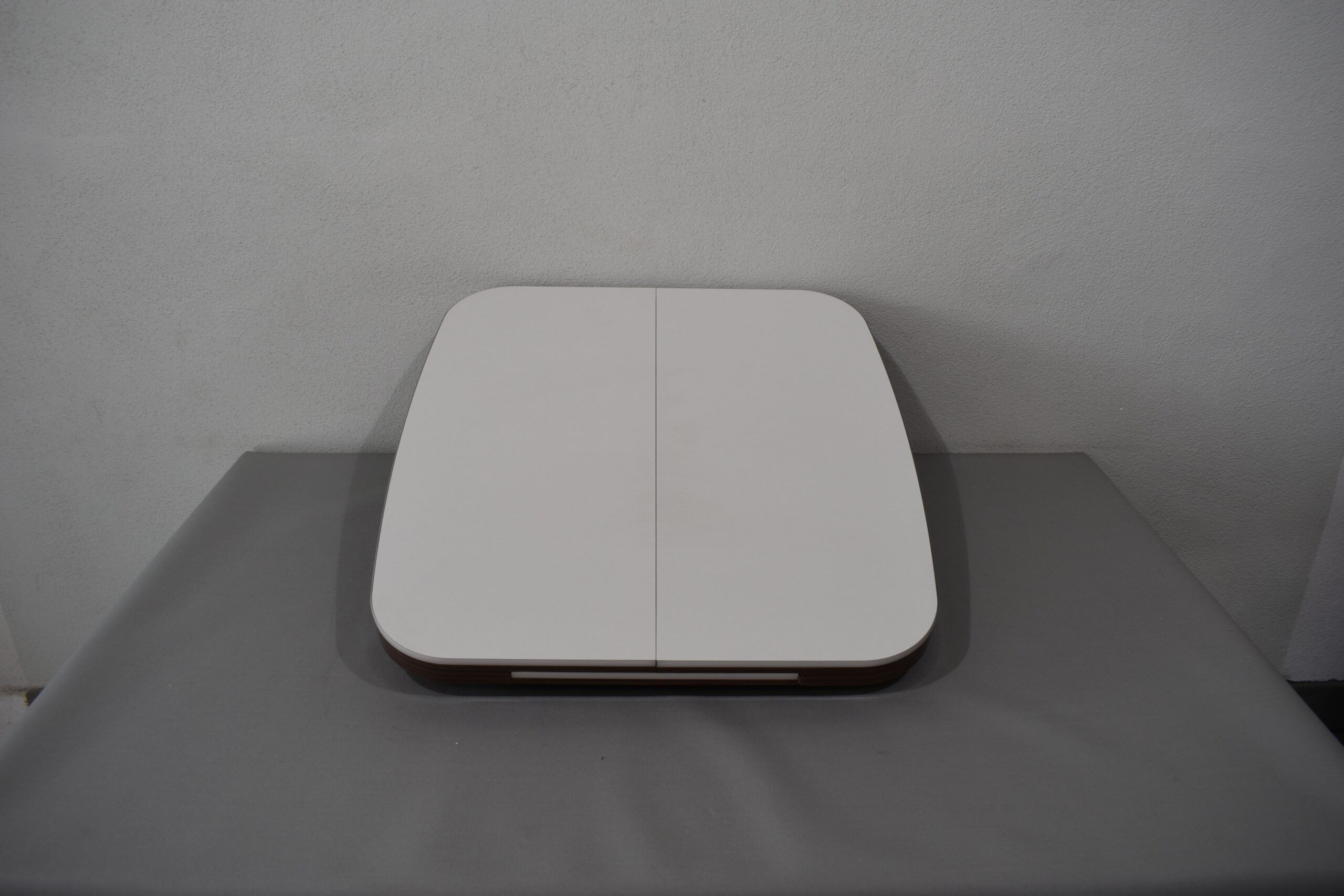 Tischplatte ausziehbar weiß/dunkel braun; 40x700x660mm