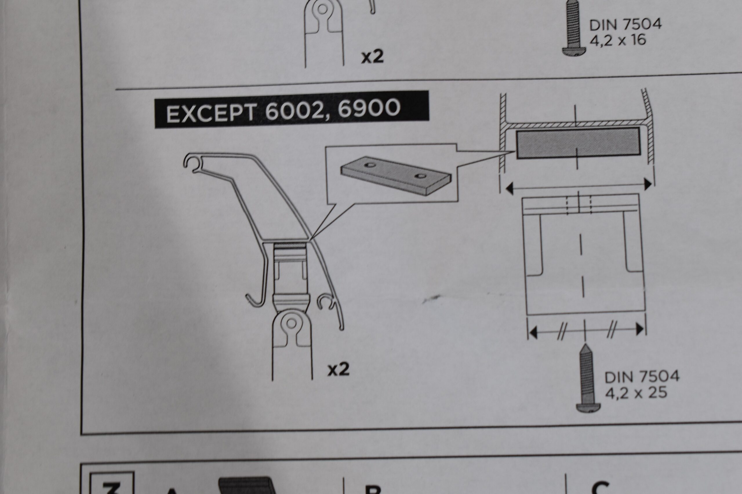 Thule Markisenfuß ab 375cm – Bild 13