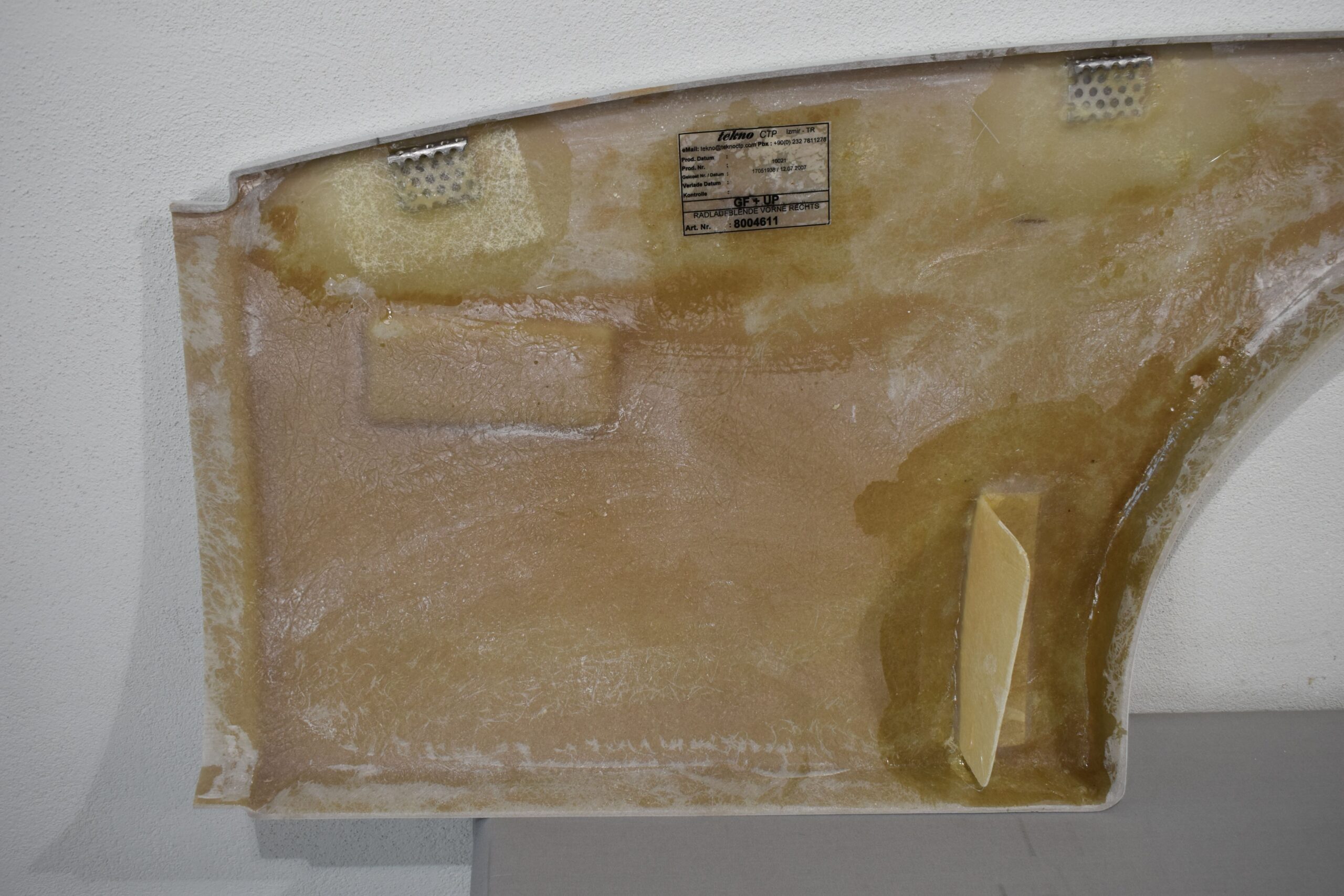 Niesmann und Bischoff Radlaufblende vorne rechts 1625x601x59 – Bild 10