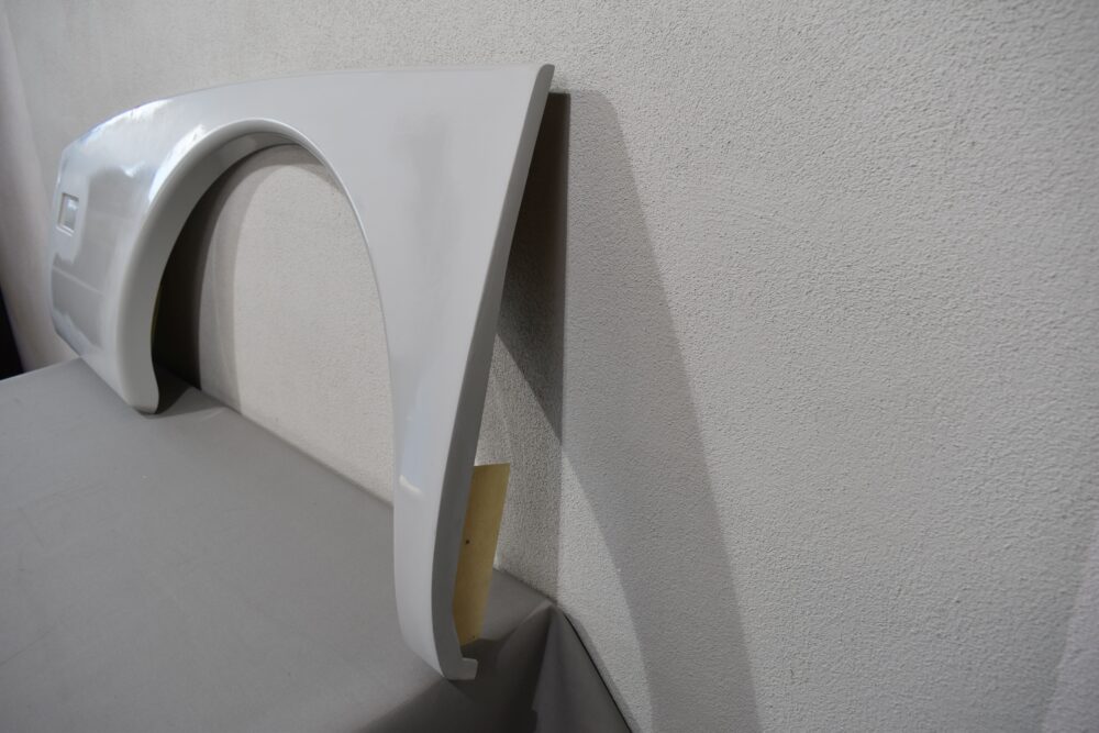 Niesmann und Bischoff Radlaufblende vorne links 1625x601x59 – Bild 5